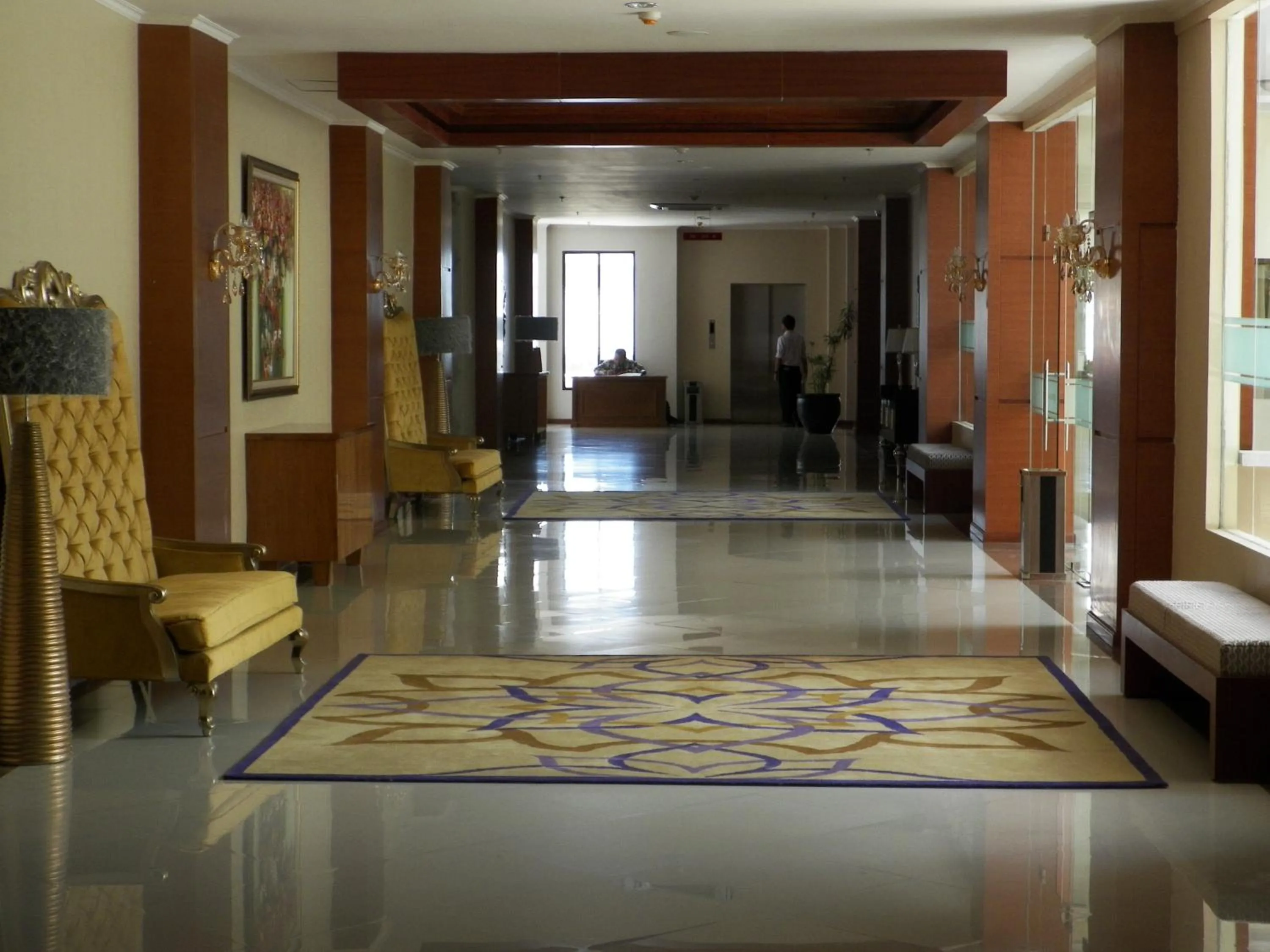 Lobby or reception in Sutanraja Hotel & Convention Centre
