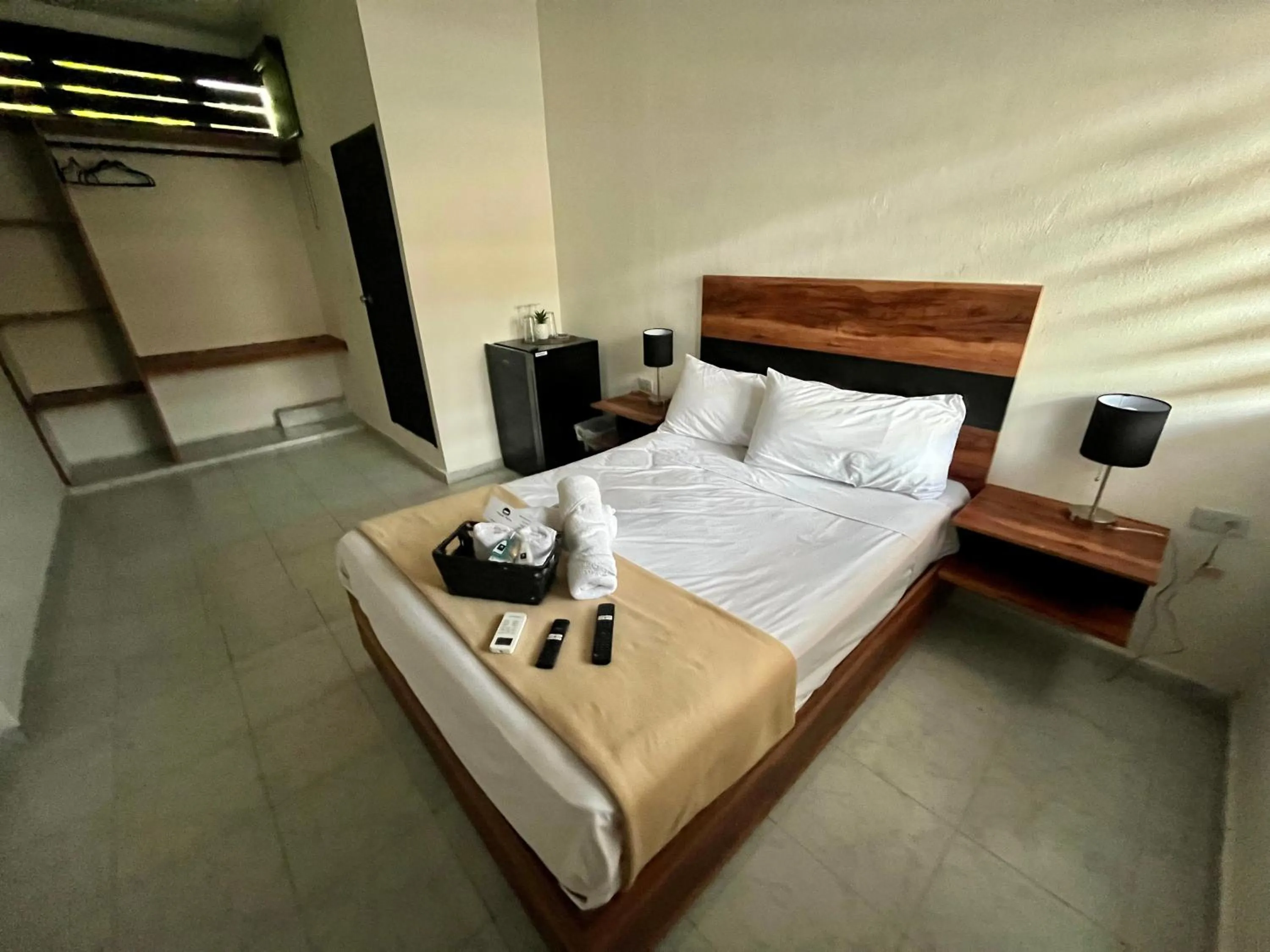 Photo of the whole room, Bed in BALAM Playa - 15Th Ave