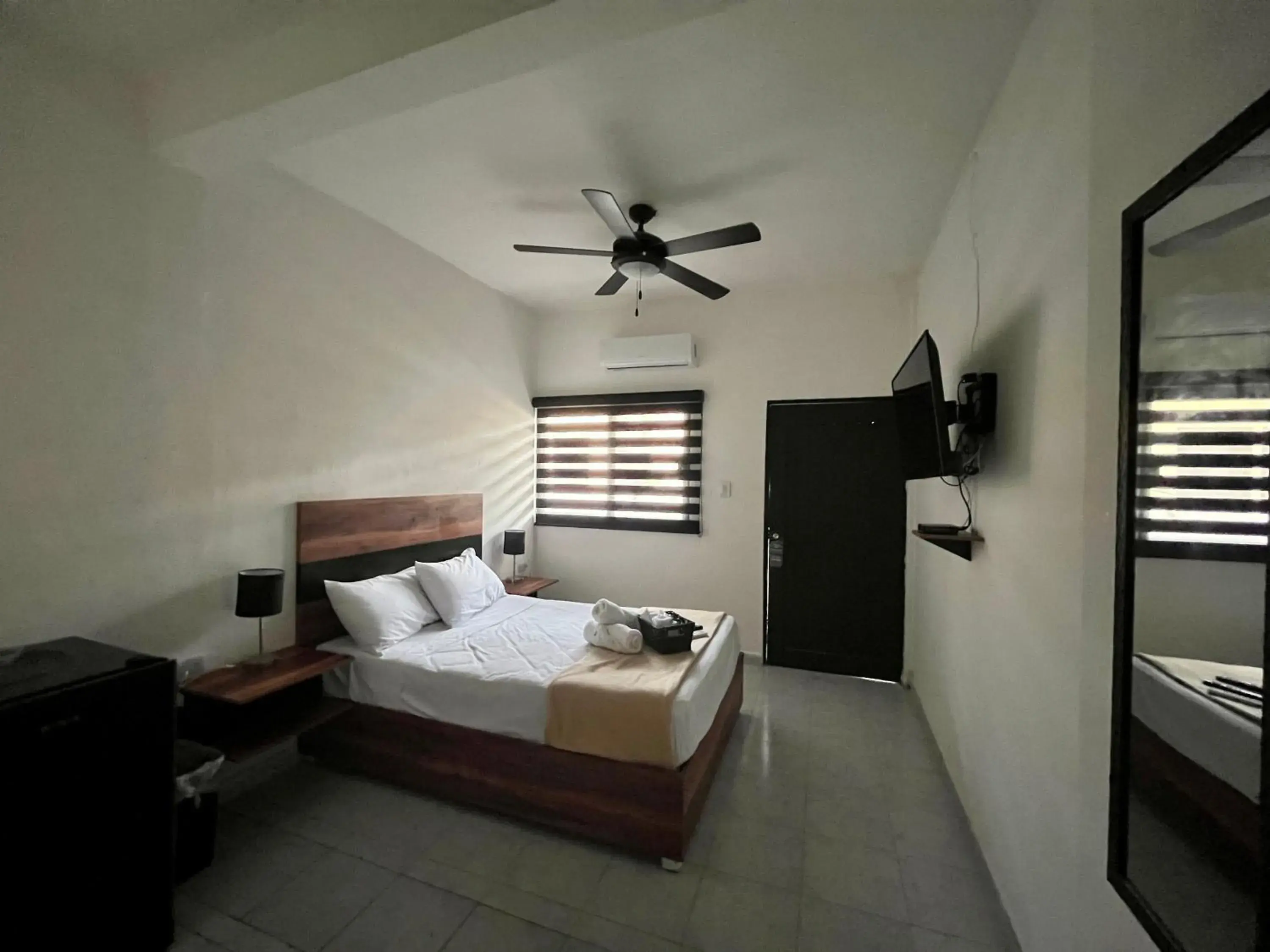 Queen Suite in BALAM Playa - 15Th Ave Queen Suite in BALAM Playa - 15Th Ave