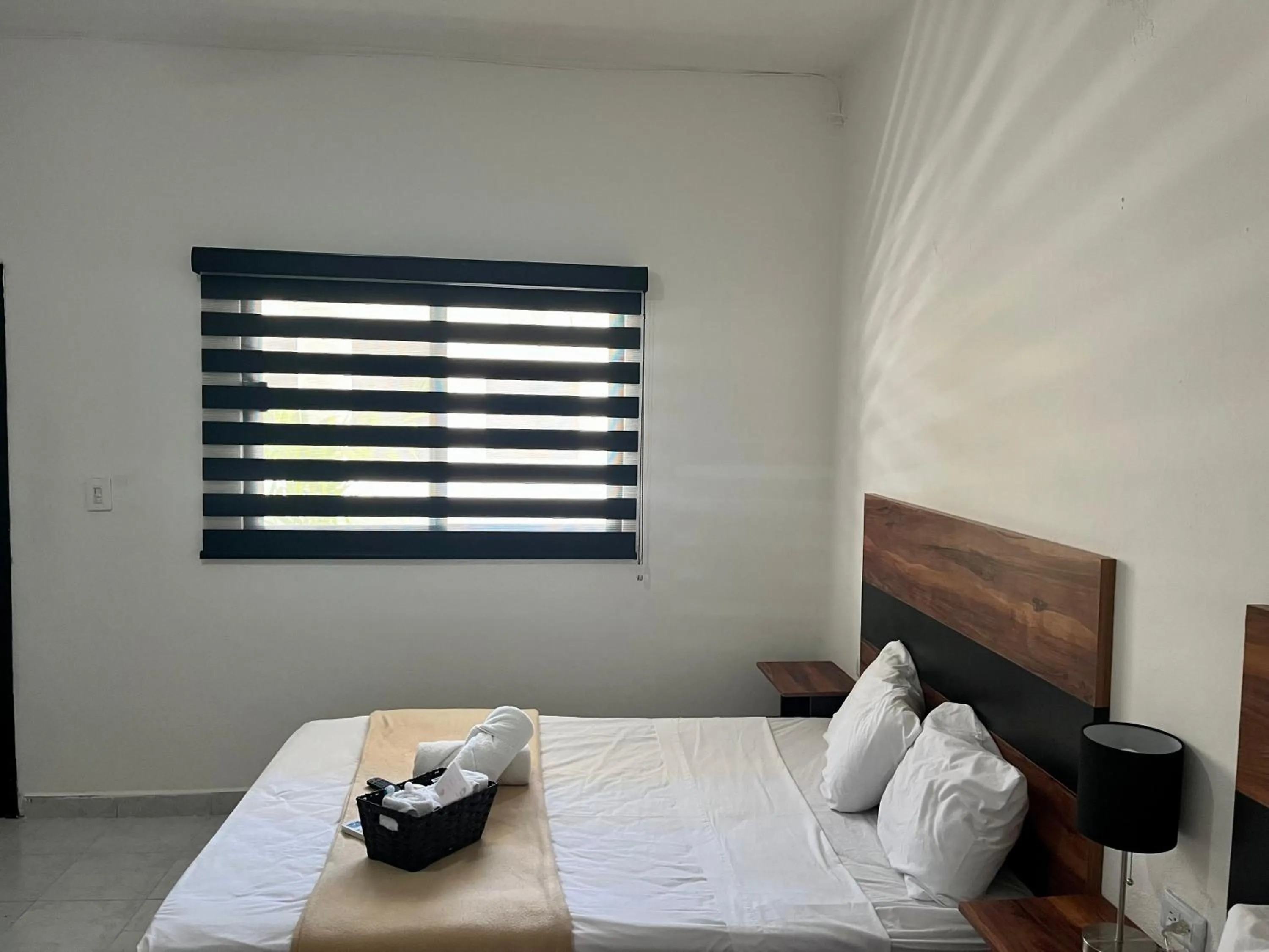 Photo of the whole room, Bed in BALAM Playa - 15Th Ave