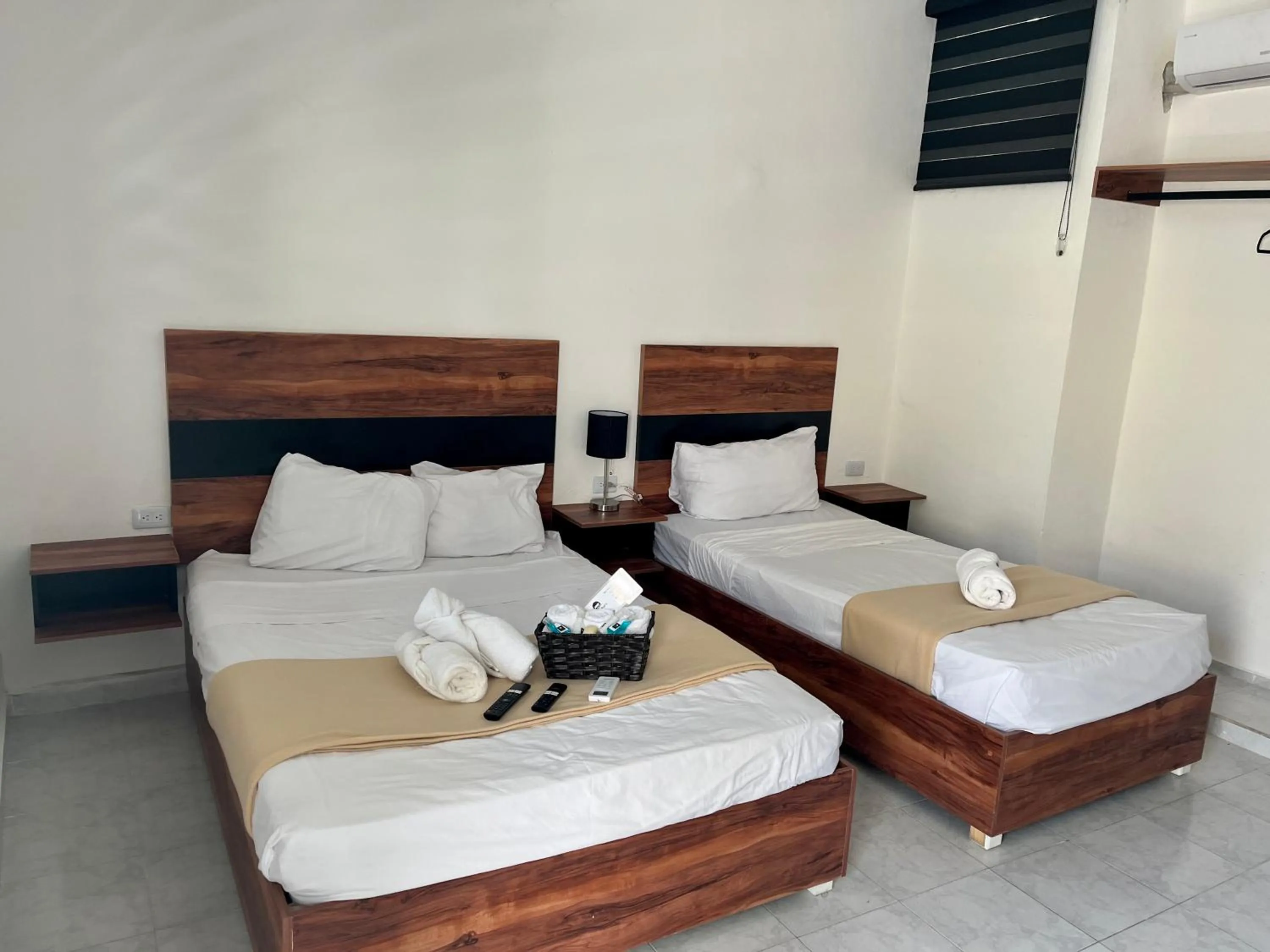 Photo of the whole room, Bed in BALAM Playa - 15Th Ave