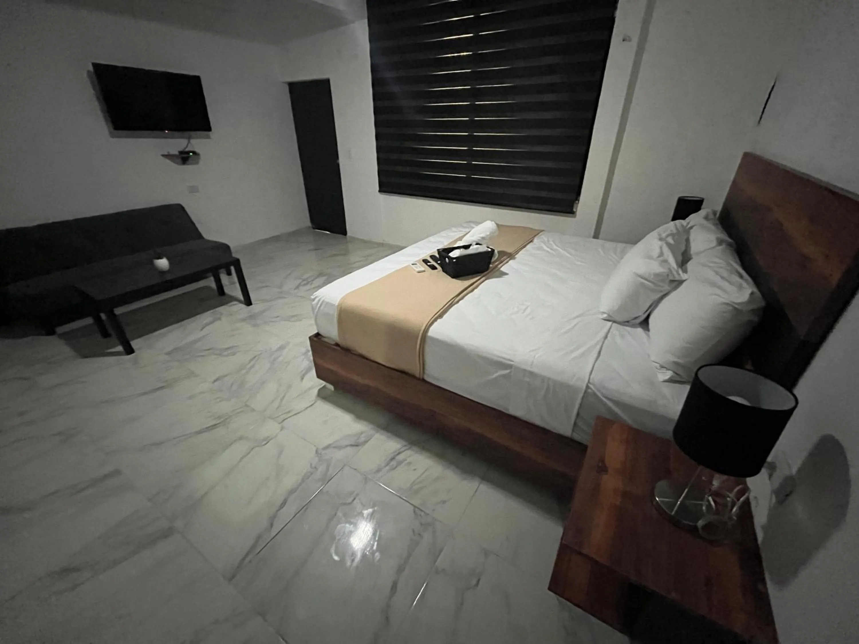 Photo of the whole room, Bed in BALAM Playa - 15Th Ave