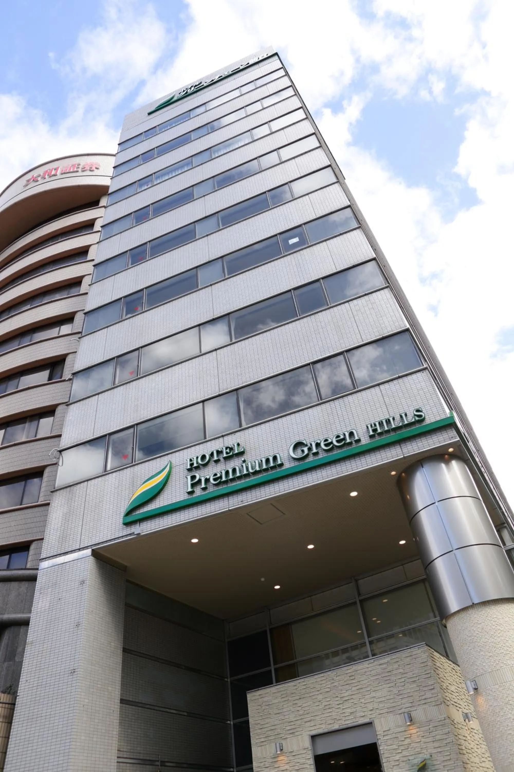 Property building in Hotel Premium Green Hills