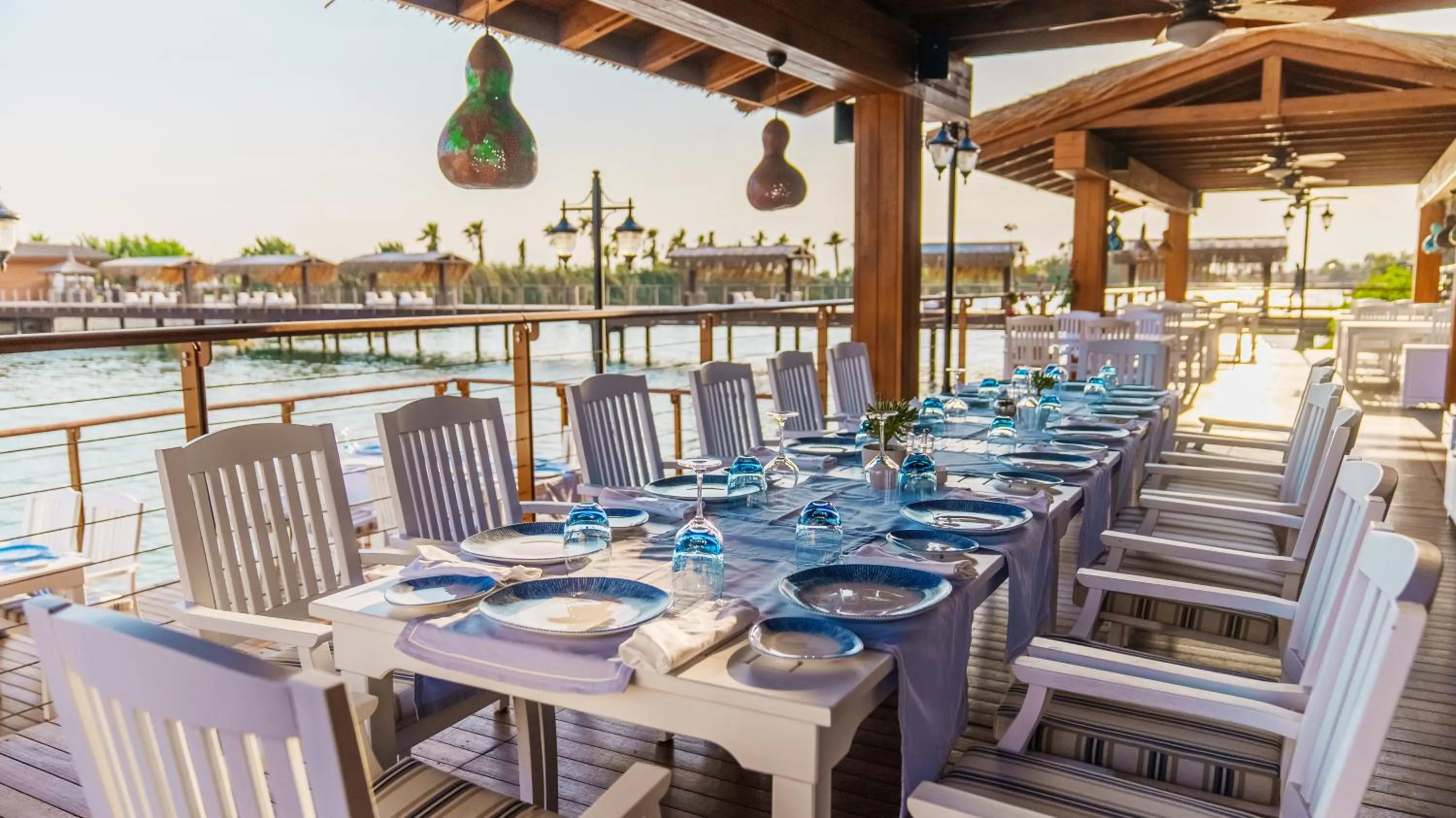 Restaurant/places to eat in Gloria Serenity Resort