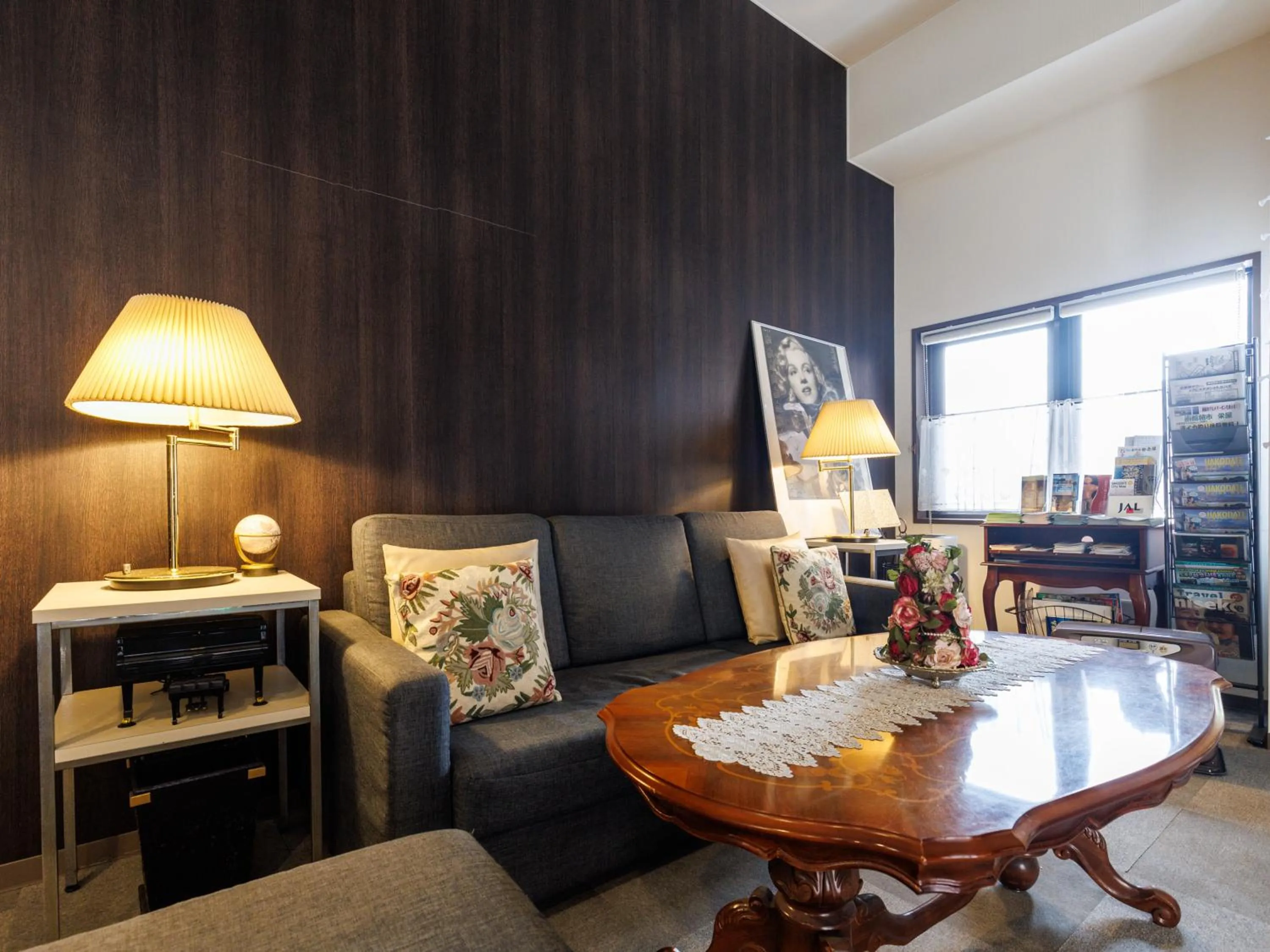 Seating area in Seoul Garden Hotel