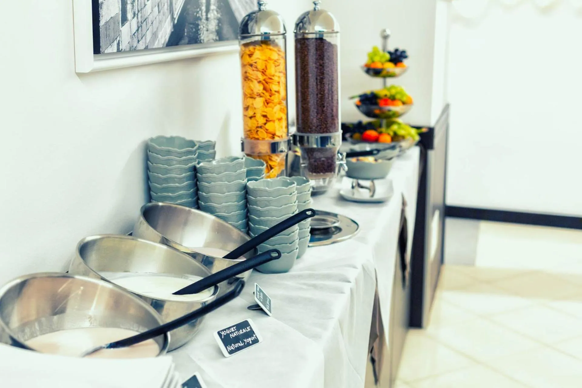 Breakfast in Hotel Petit Palais