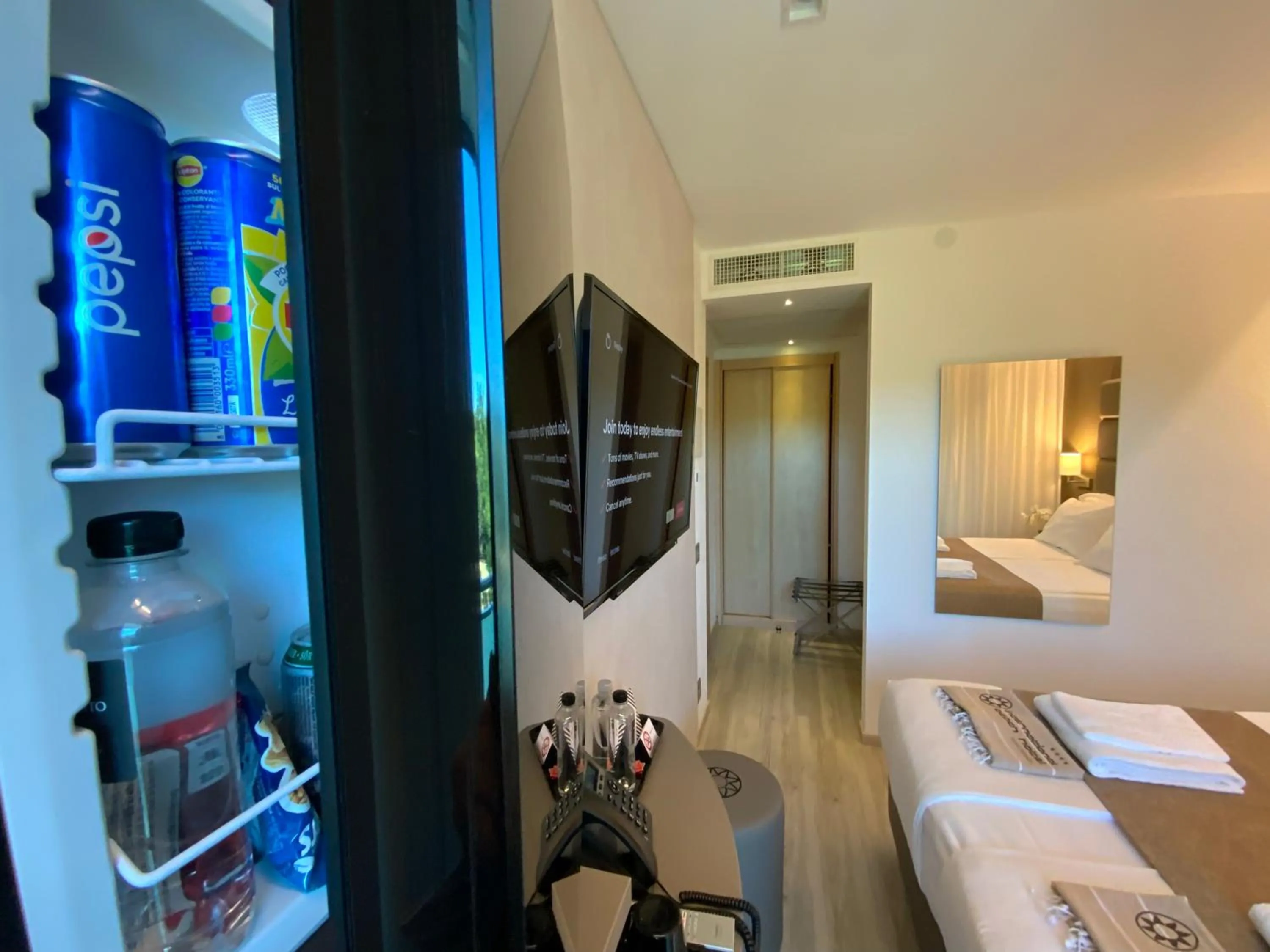 Drinks, Bed in International Beach Hotel