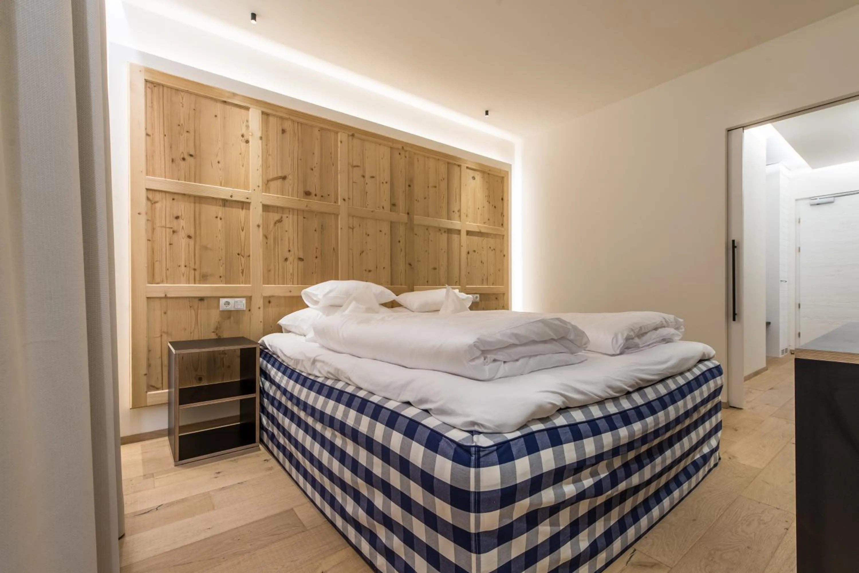 Bedroom, Bed in Adler Suite & Stube