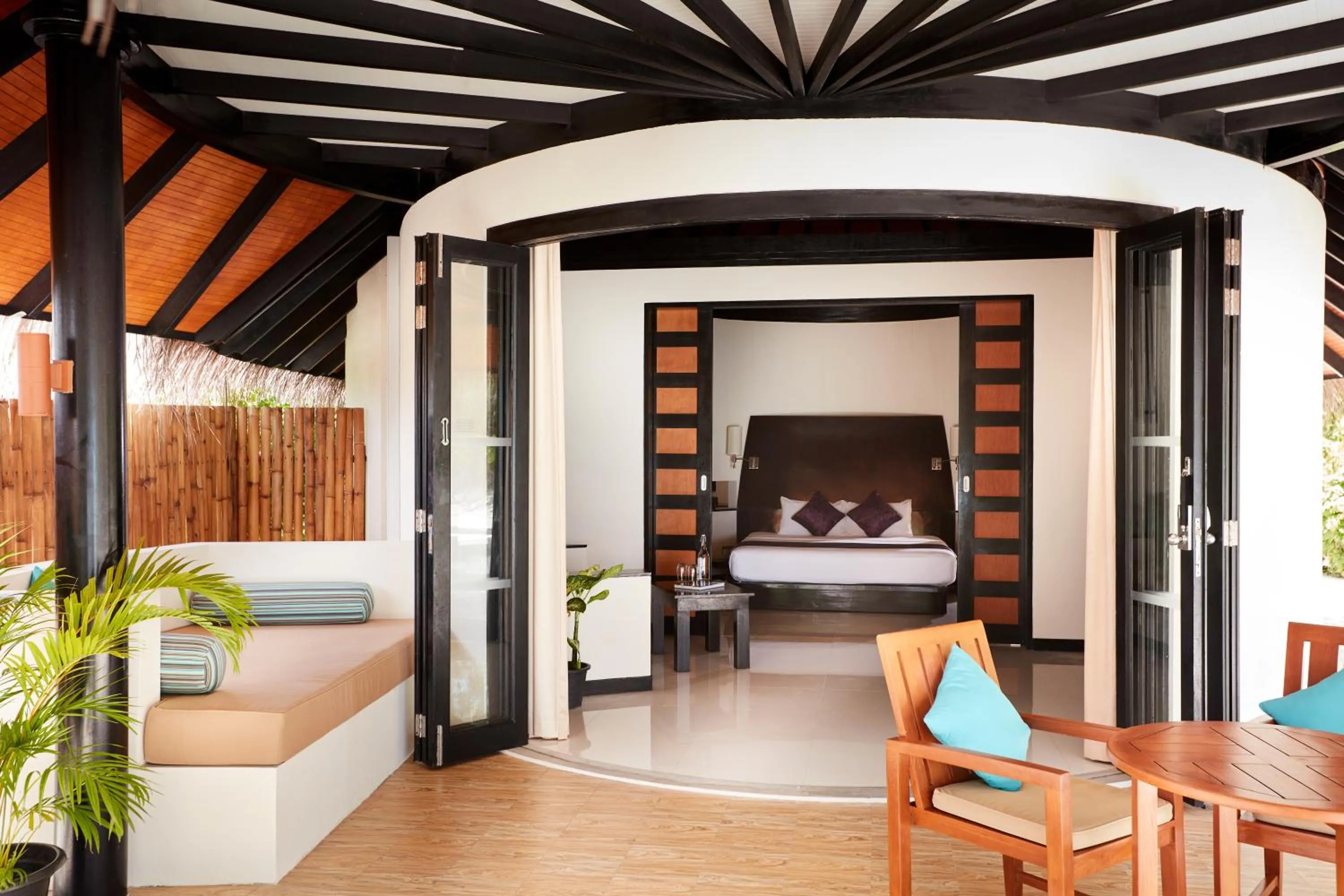 Toilet, Bed in Sun Siyam Iru Fushi with Free Transfer