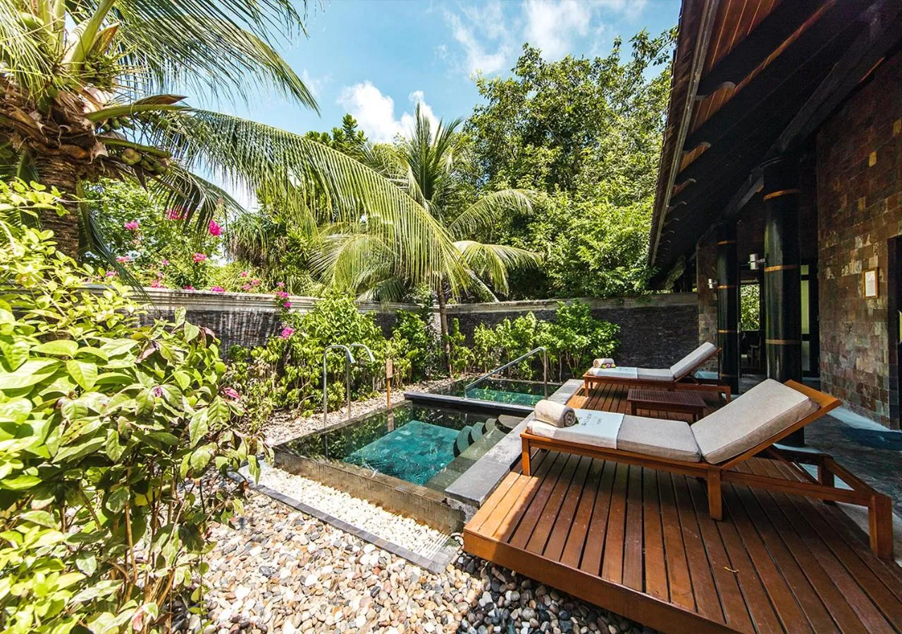 Spa and wellness centre/facilities in Sun Siyam Iru Fushi with Free Transfer