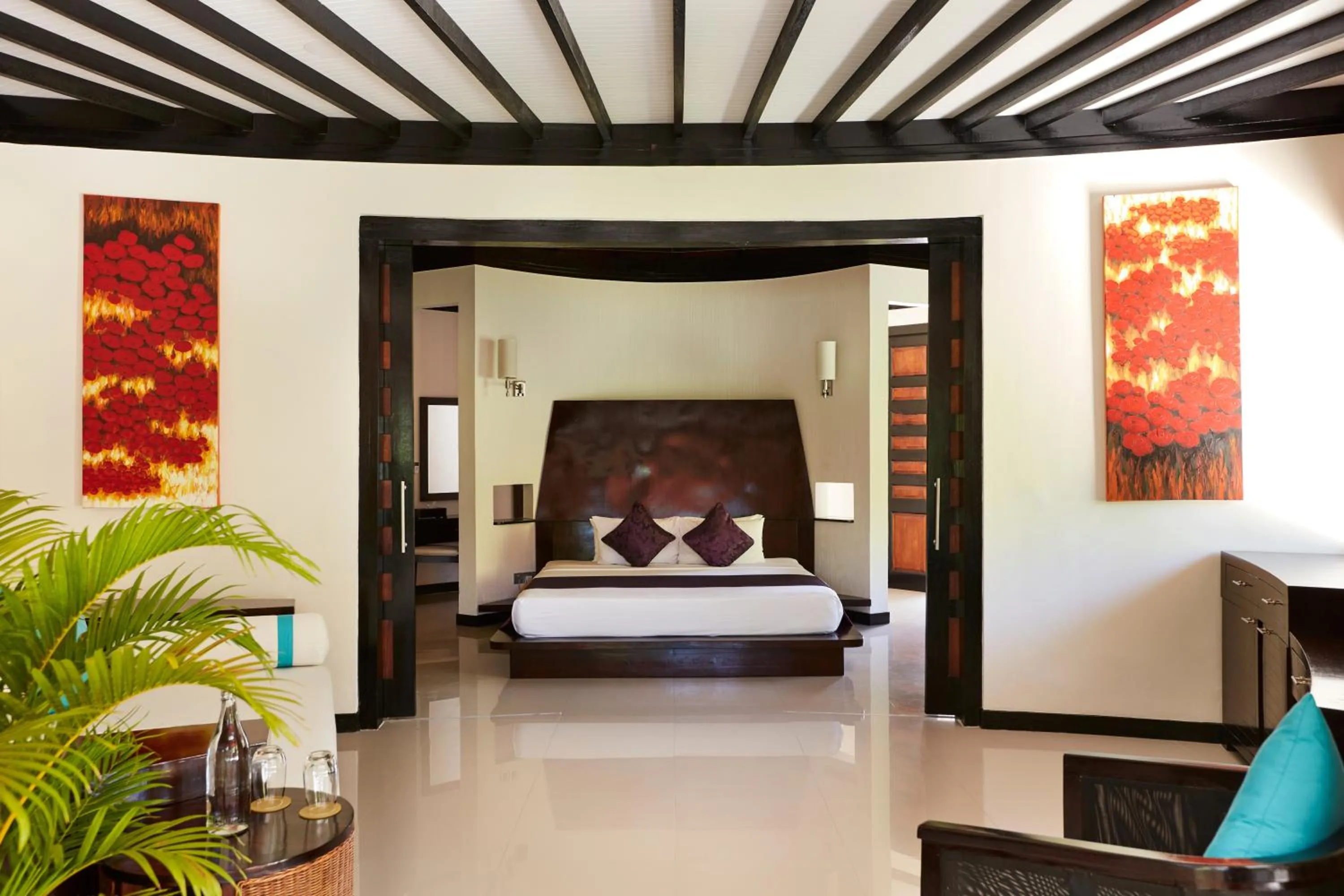 Bedroom, Bed in Sun Siyam Iru Fushi with Free Transfer