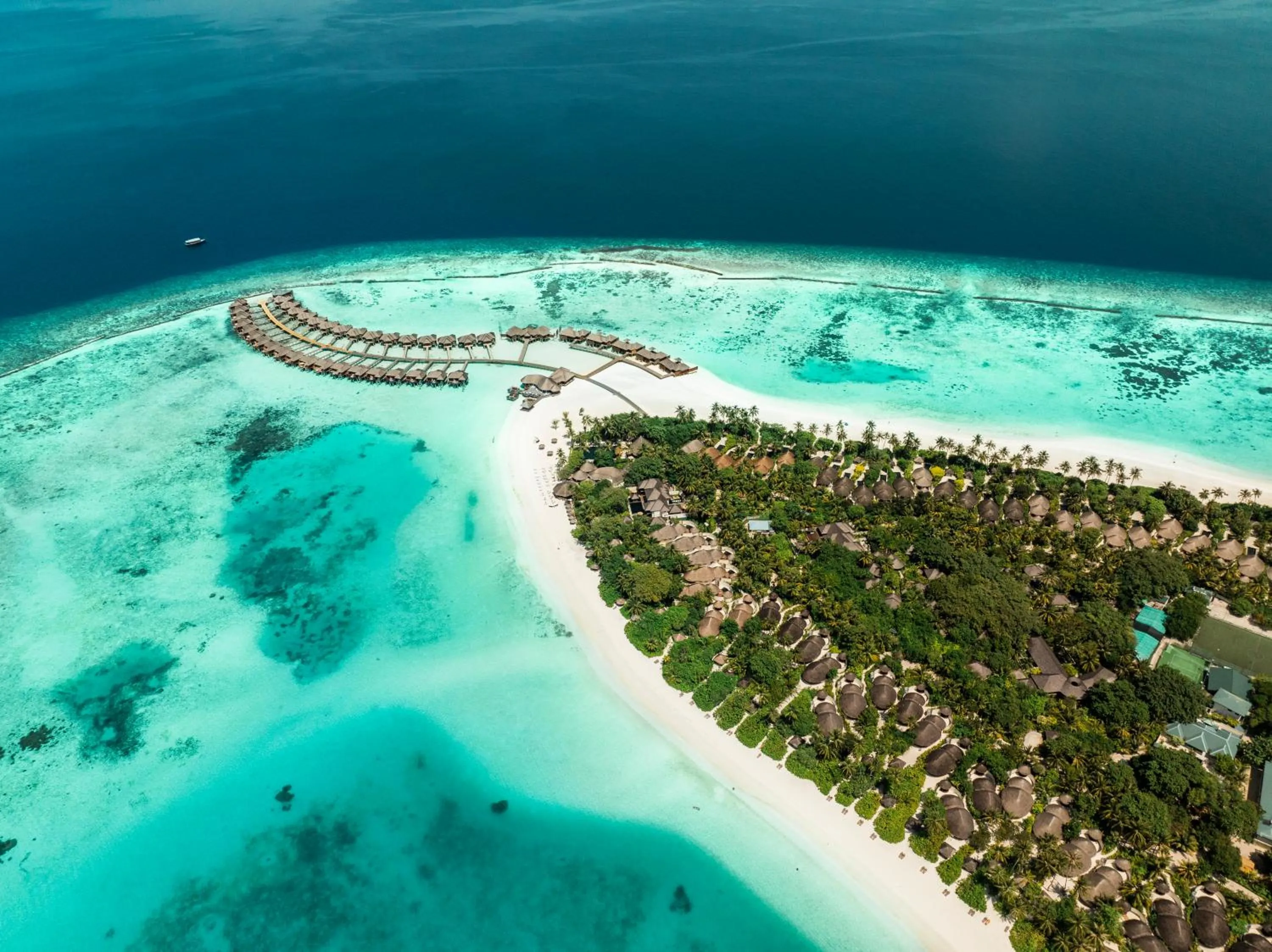 Property building in Sun Siyam Iru Fushi with Free Transfer