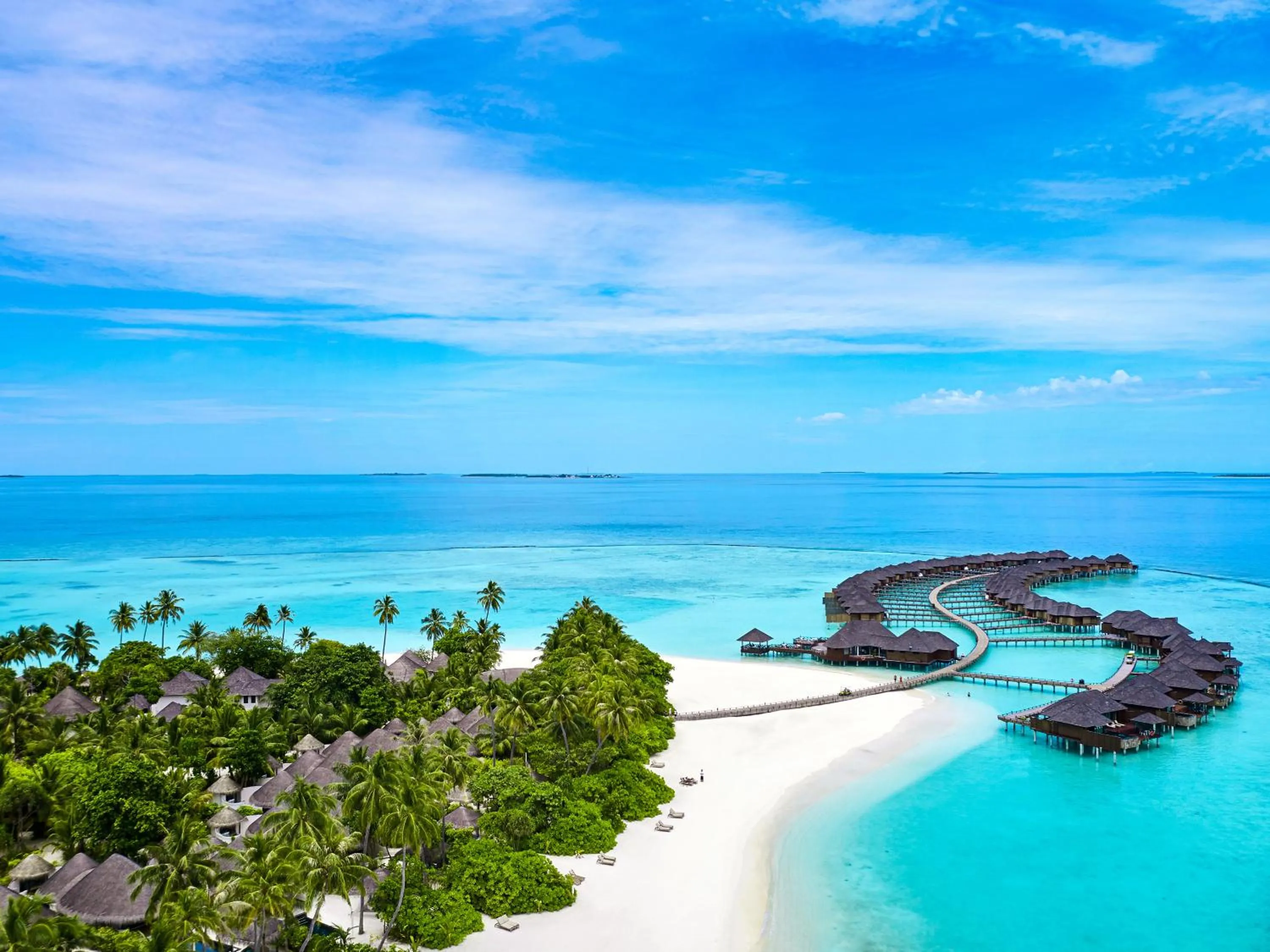 Property building in Sun Siyam Iru Fushi with Free Transfer