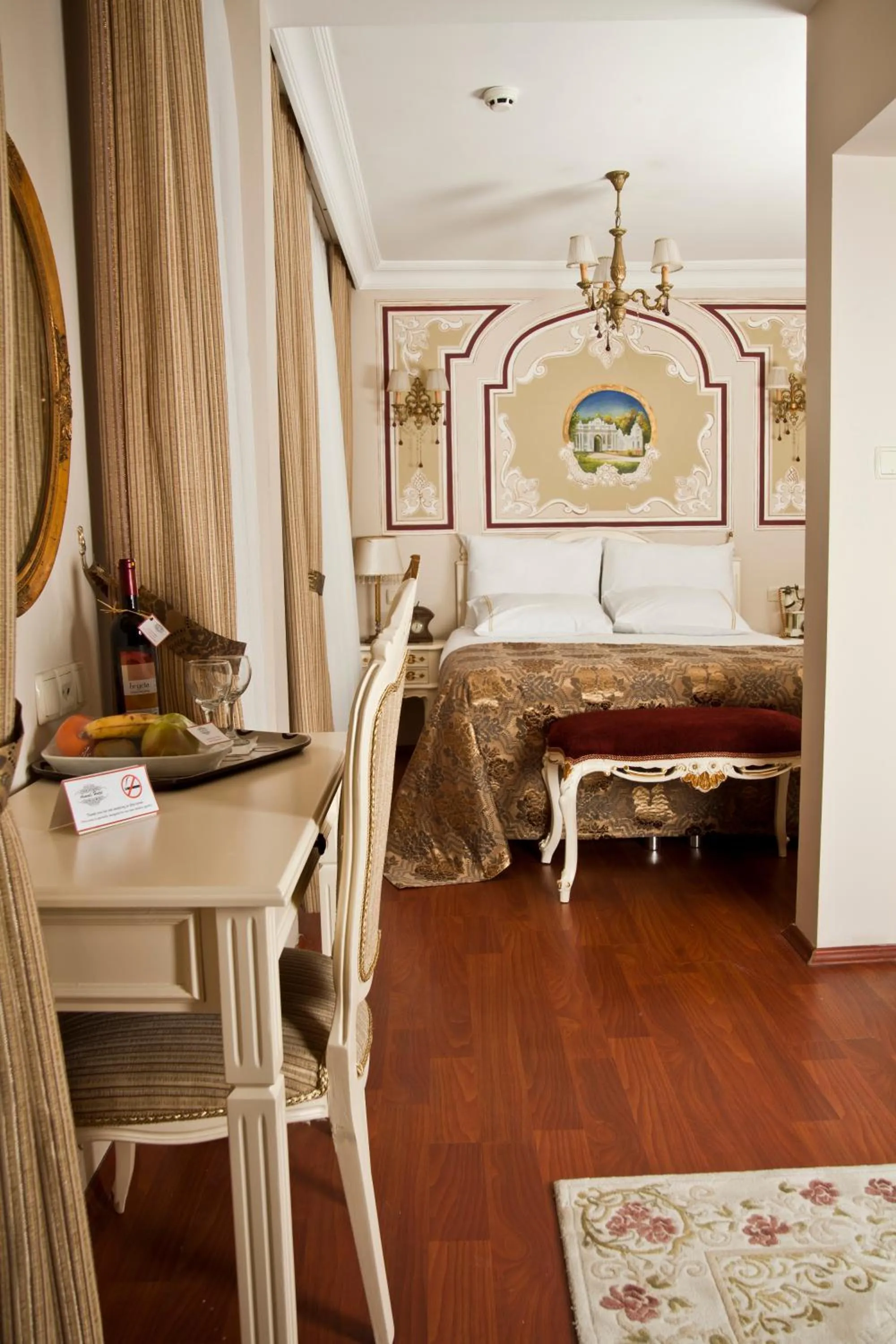 Photo of the whole room, Bed in Asmali Hotel