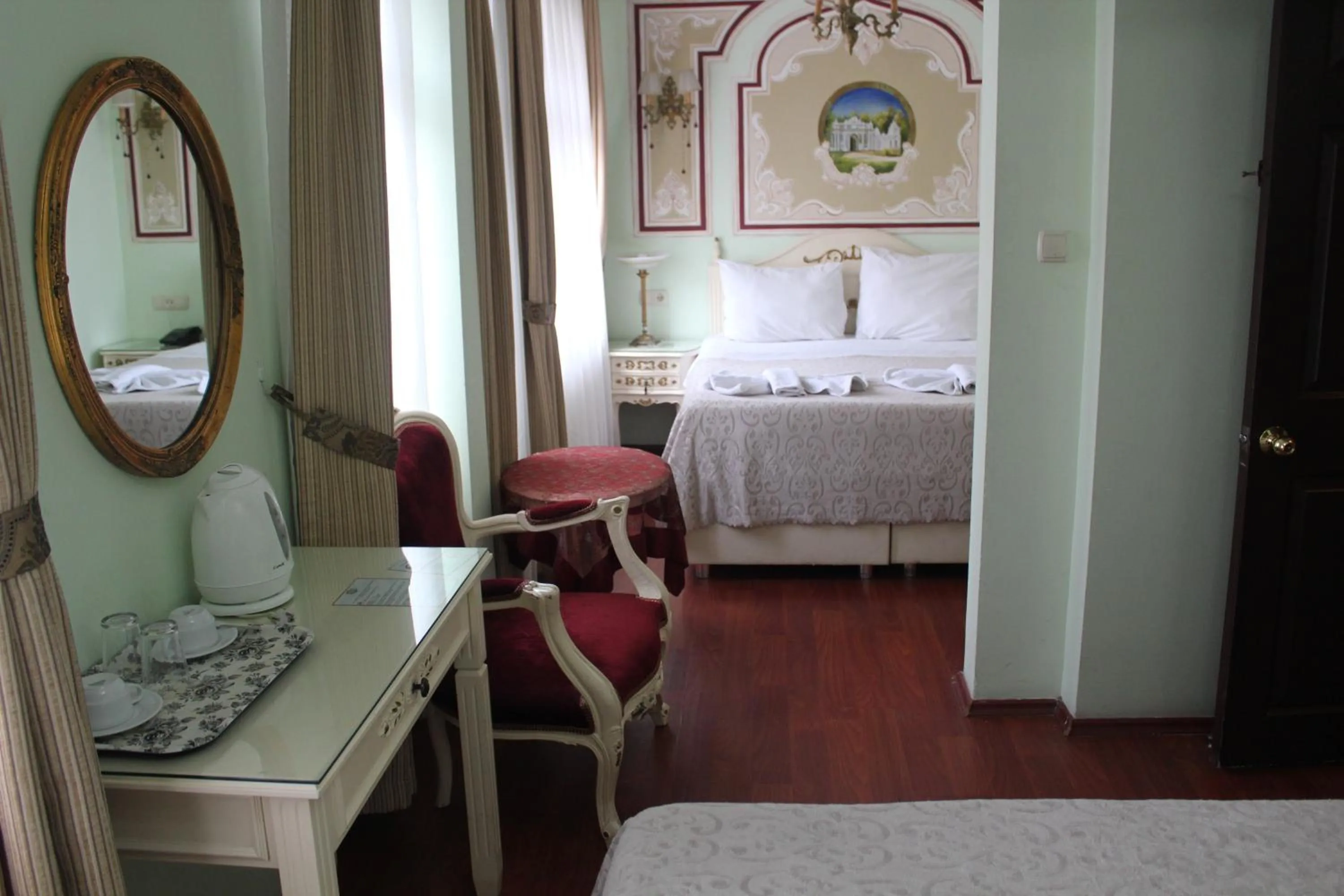 Bedroom, Bed in Asmali Hotel