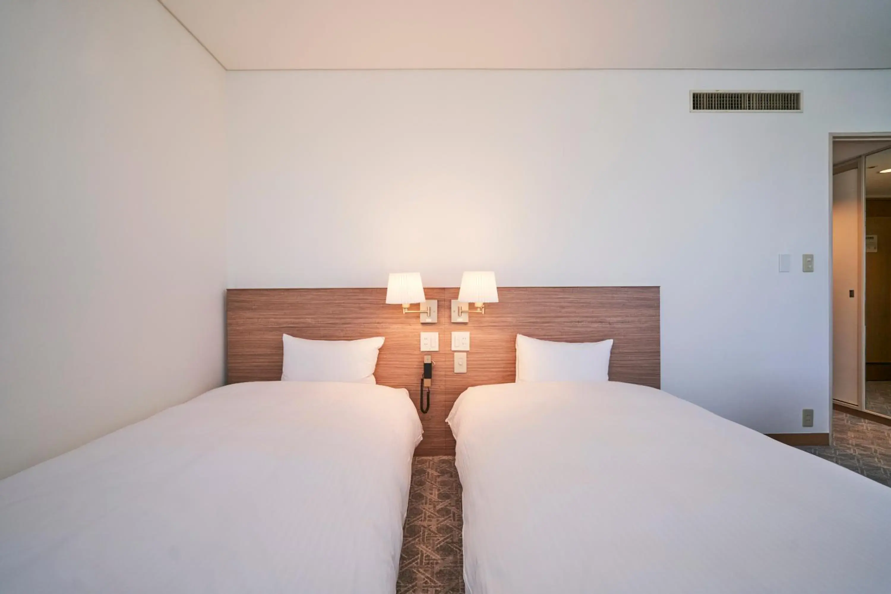 Twin Room - Non-Smoking in Mito Sannomaru Hotel Twin Room - Non-Smoking in Mito Sannomaru Hotel