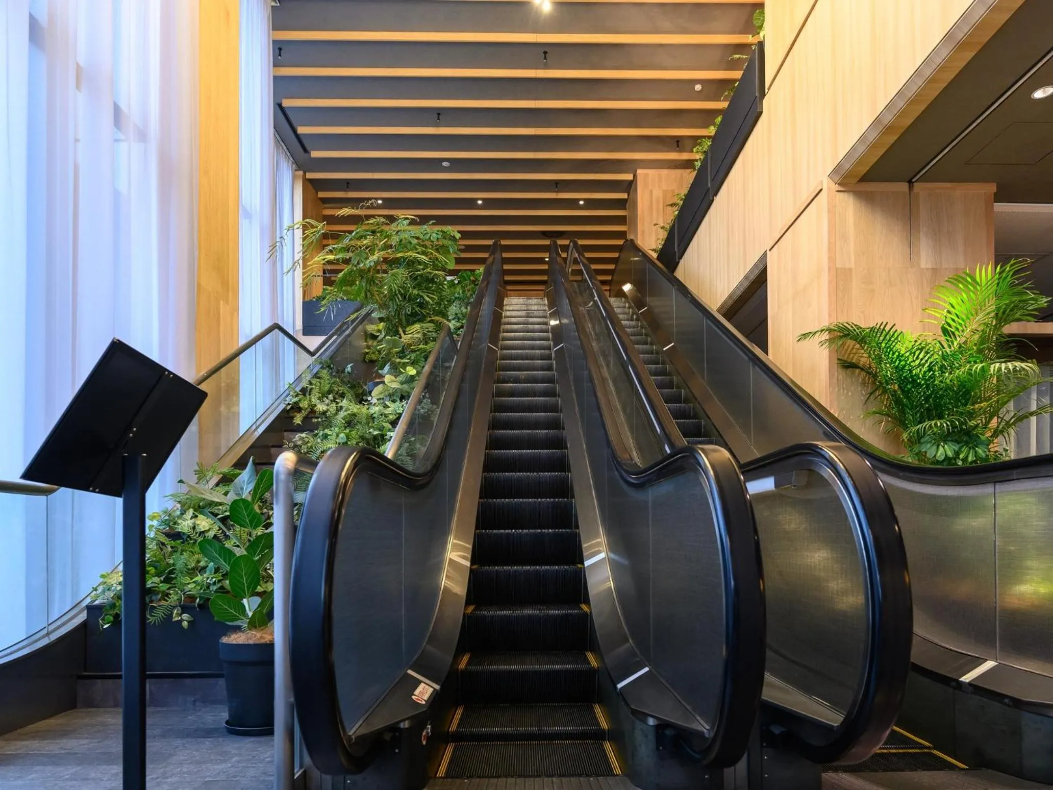 Decorative detail in Hotel Tsu Center Palace