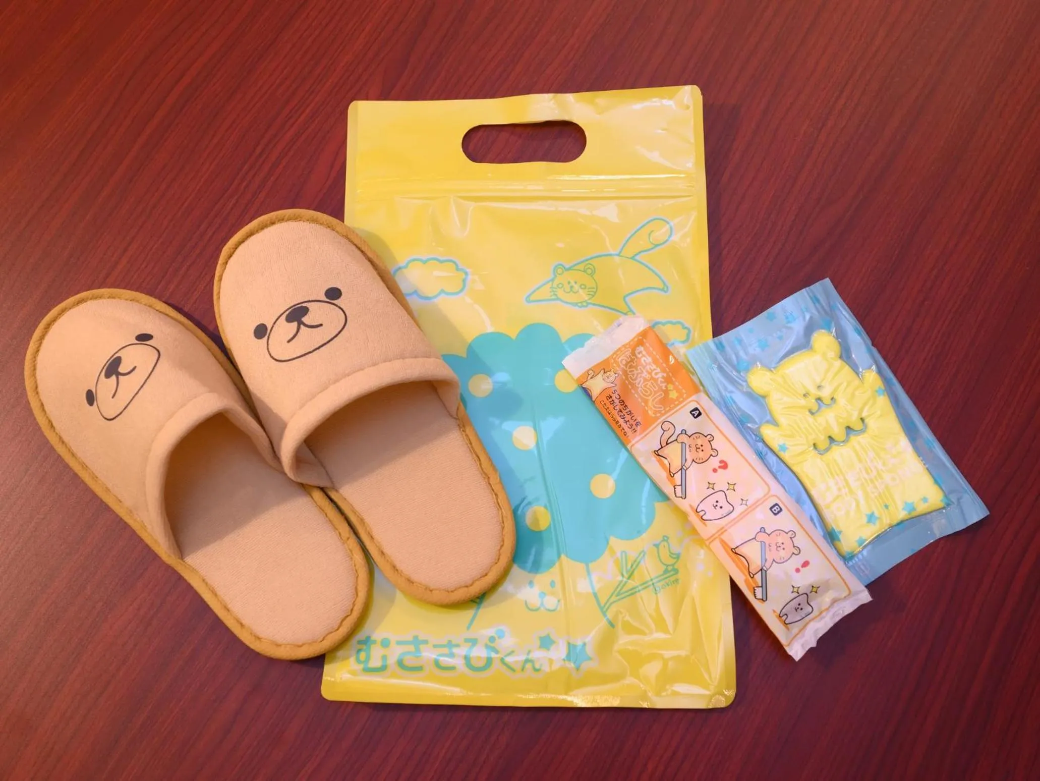 children in Hotel Tsu Center Palace