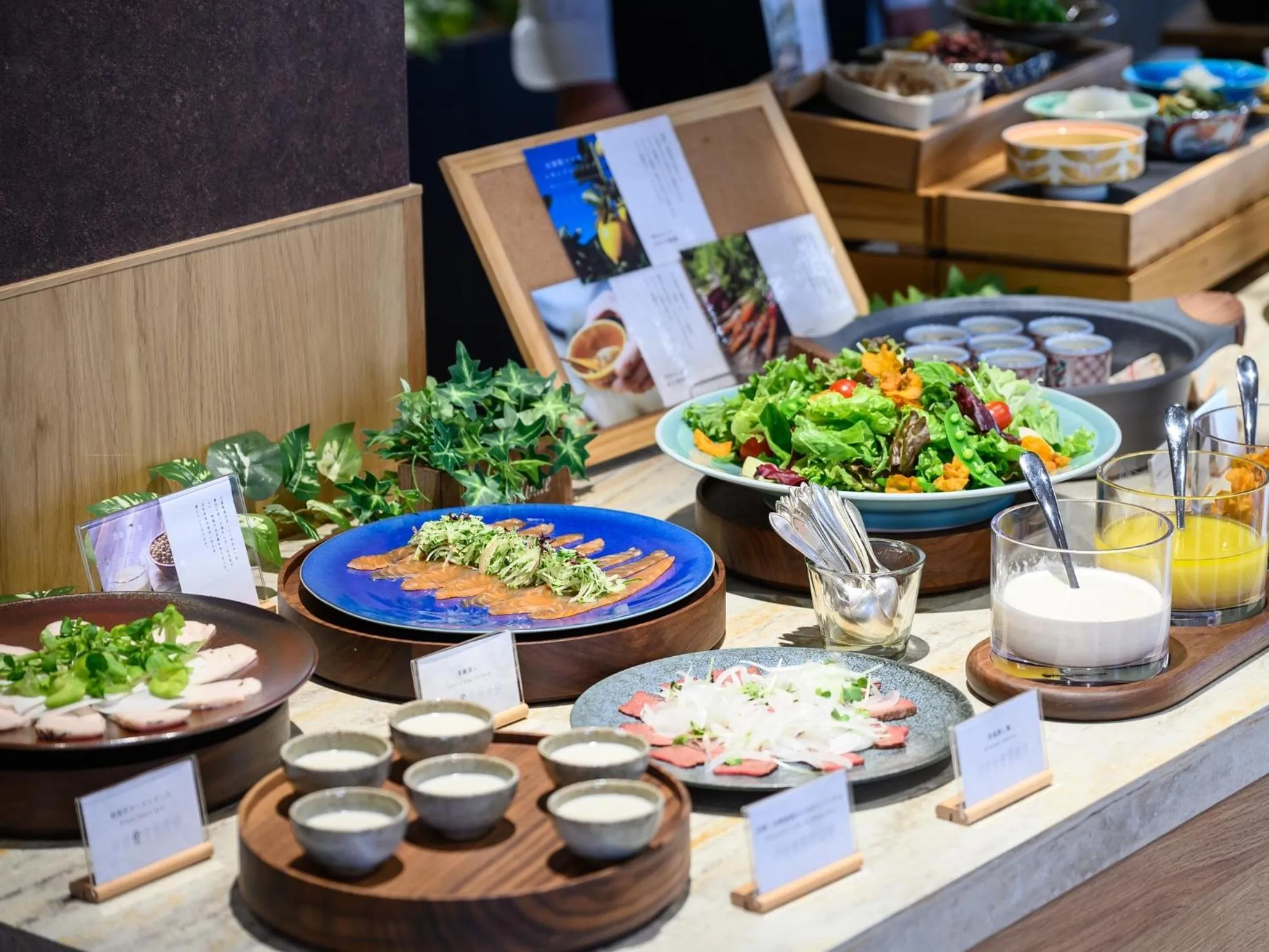 Buffet breakfast in Hotel Tsu Center Palace