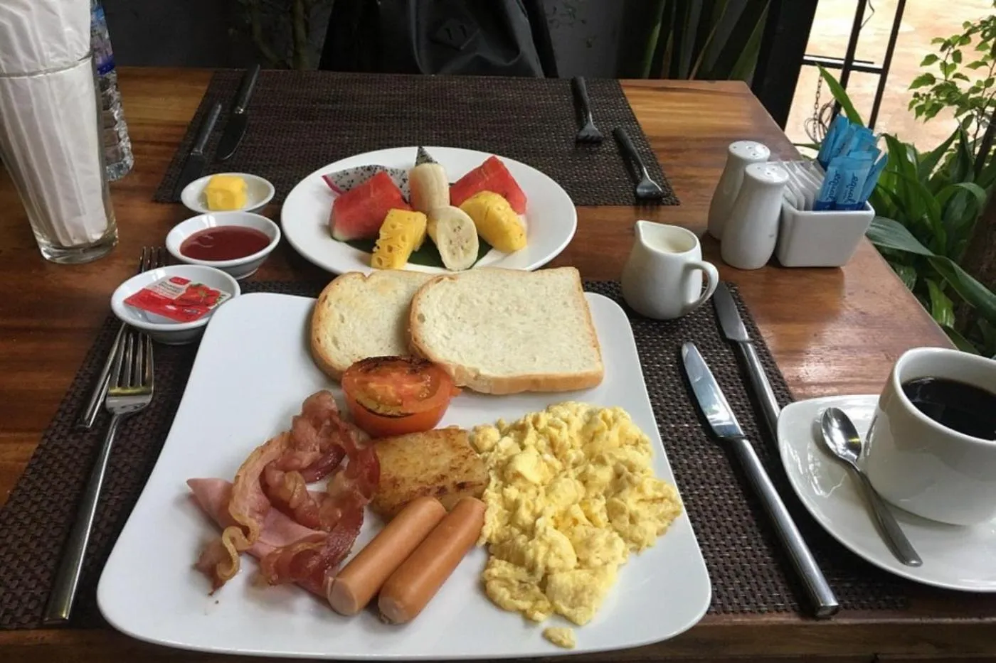 Food and drinks in Siem Reap Tevi Residence