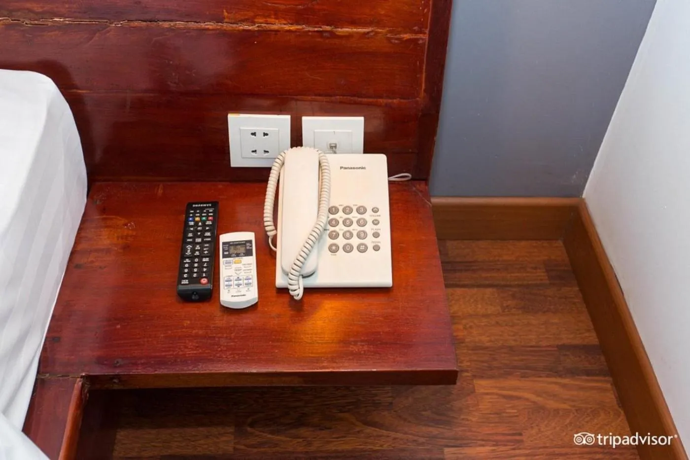 Communal lounge/ TV room in Siem Reap Tevi Residence
