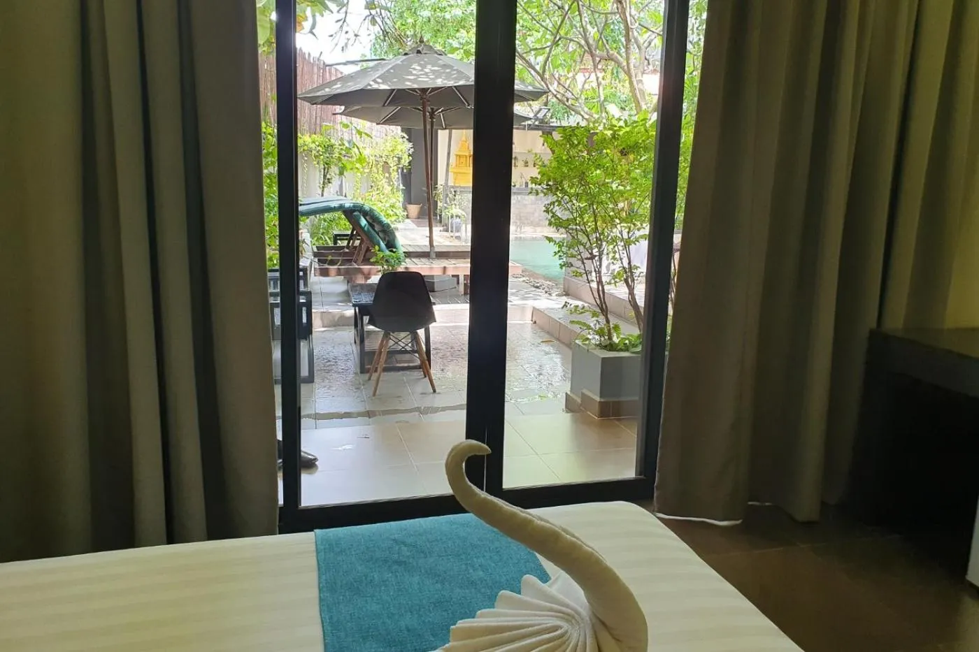 Garden view, Bed in Siem Reap Tevi Residence