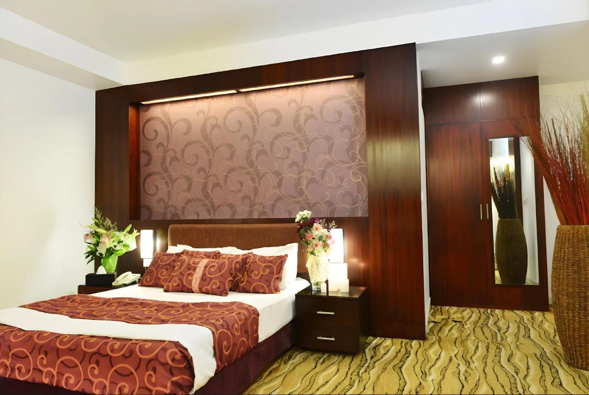 Bed in Amazon Lilly Lake View Residence