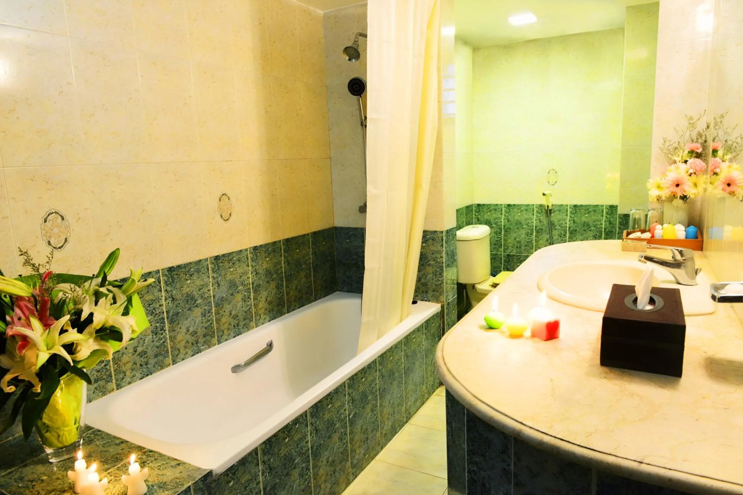 Amazon Lilly Lake View Residence