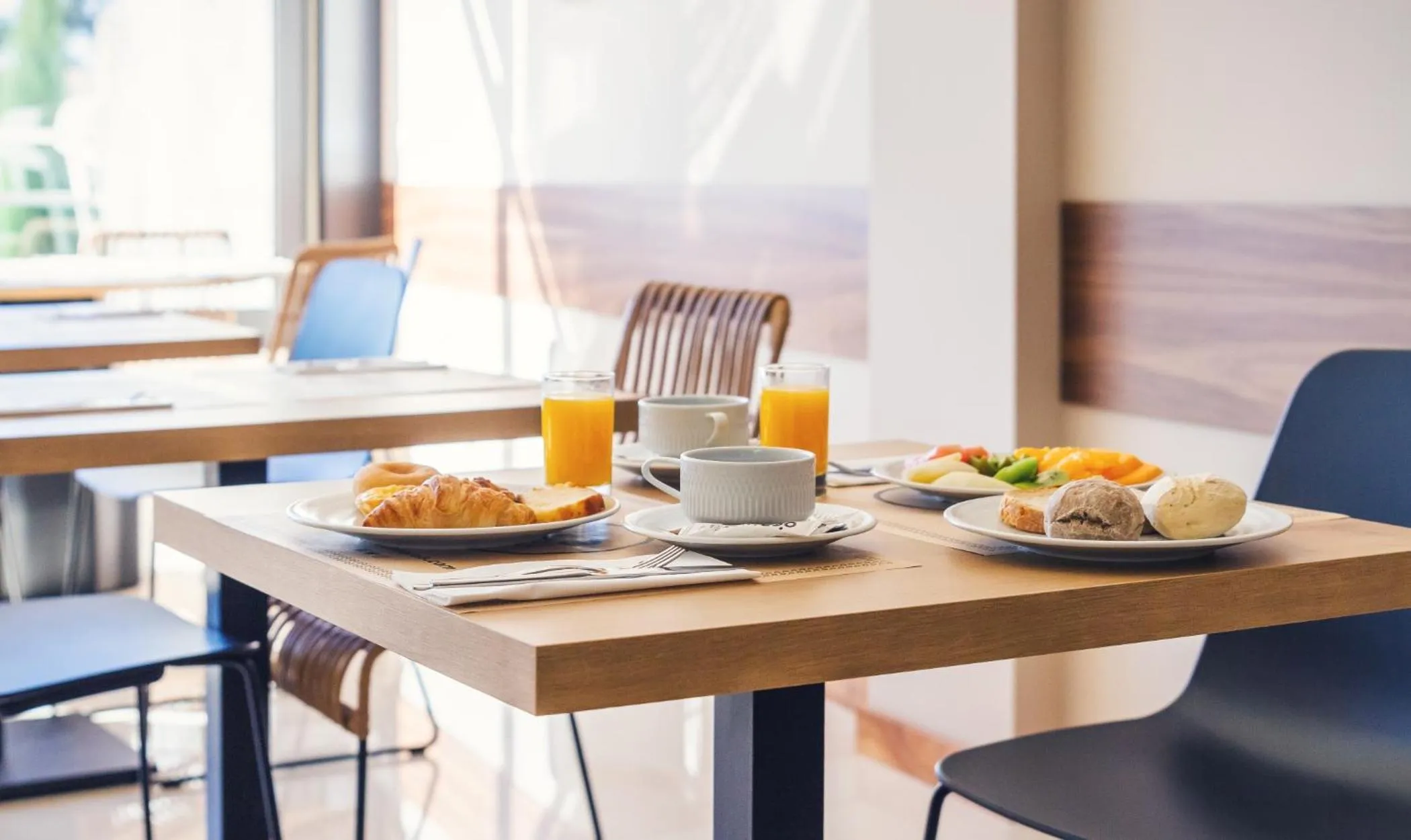 Breakfast in room Select Porto