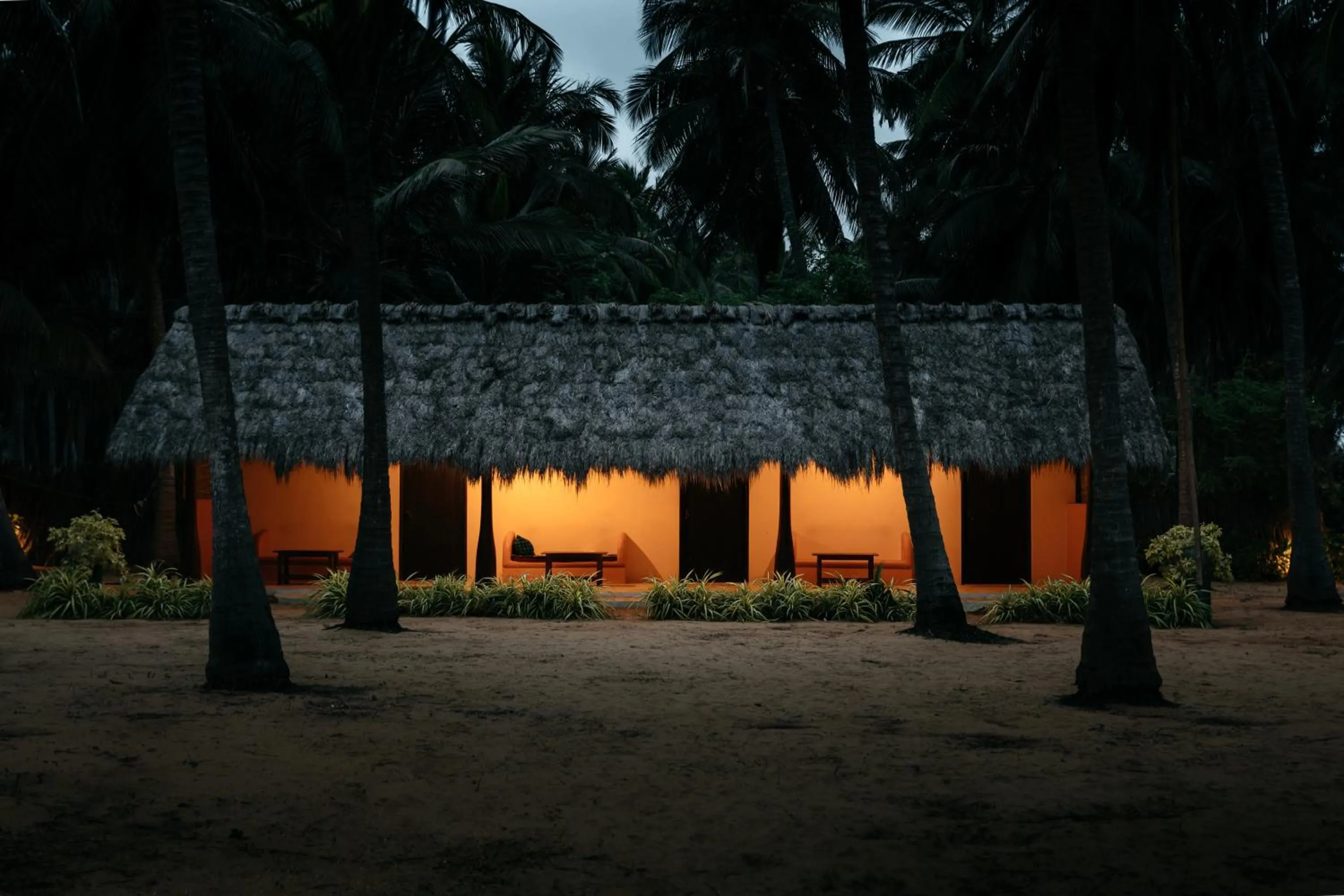 Night in Roshanne Beach Resort, Kalpitiya