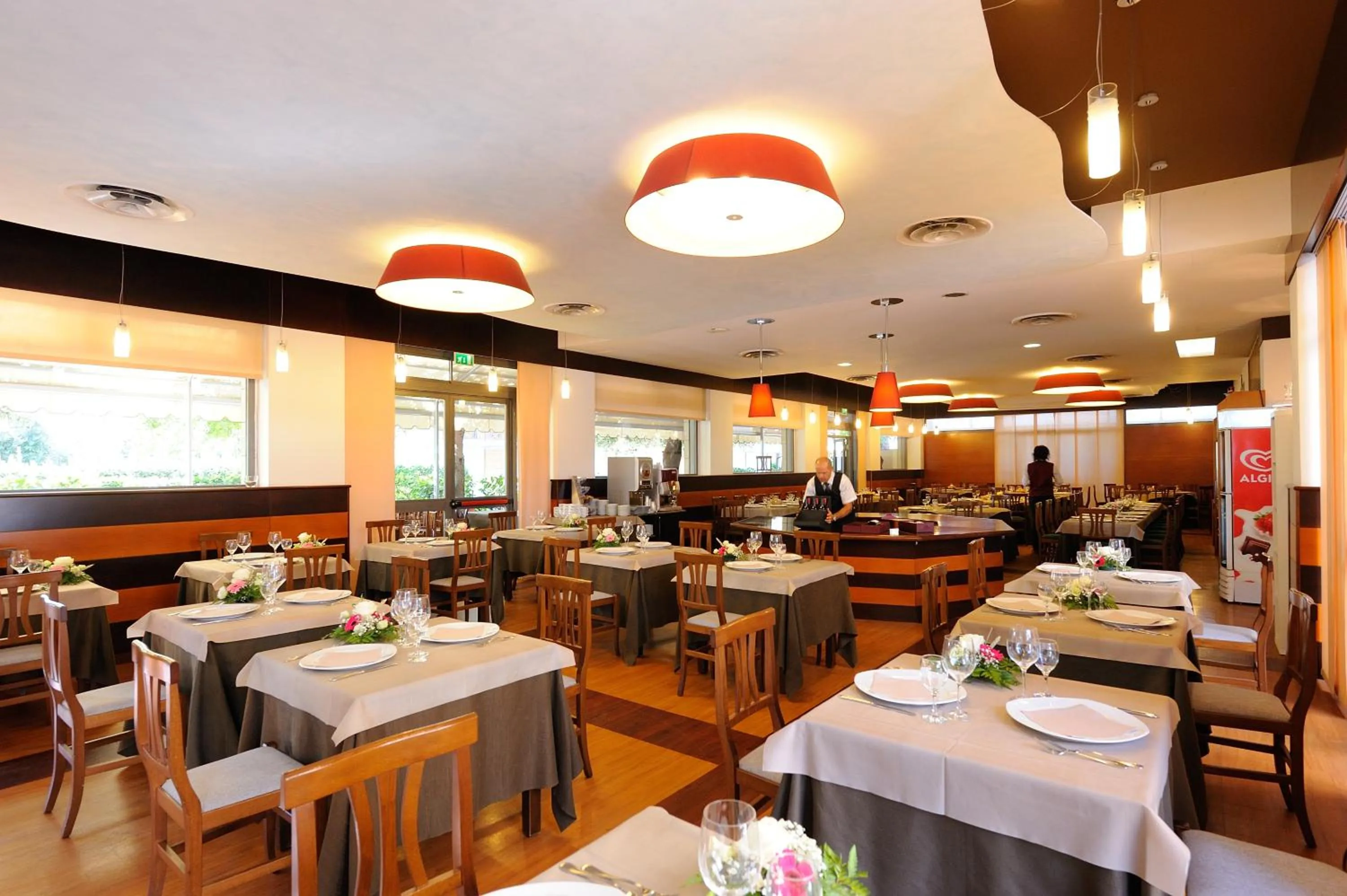 Restaurant/places to eat in Hotel Frate Sole