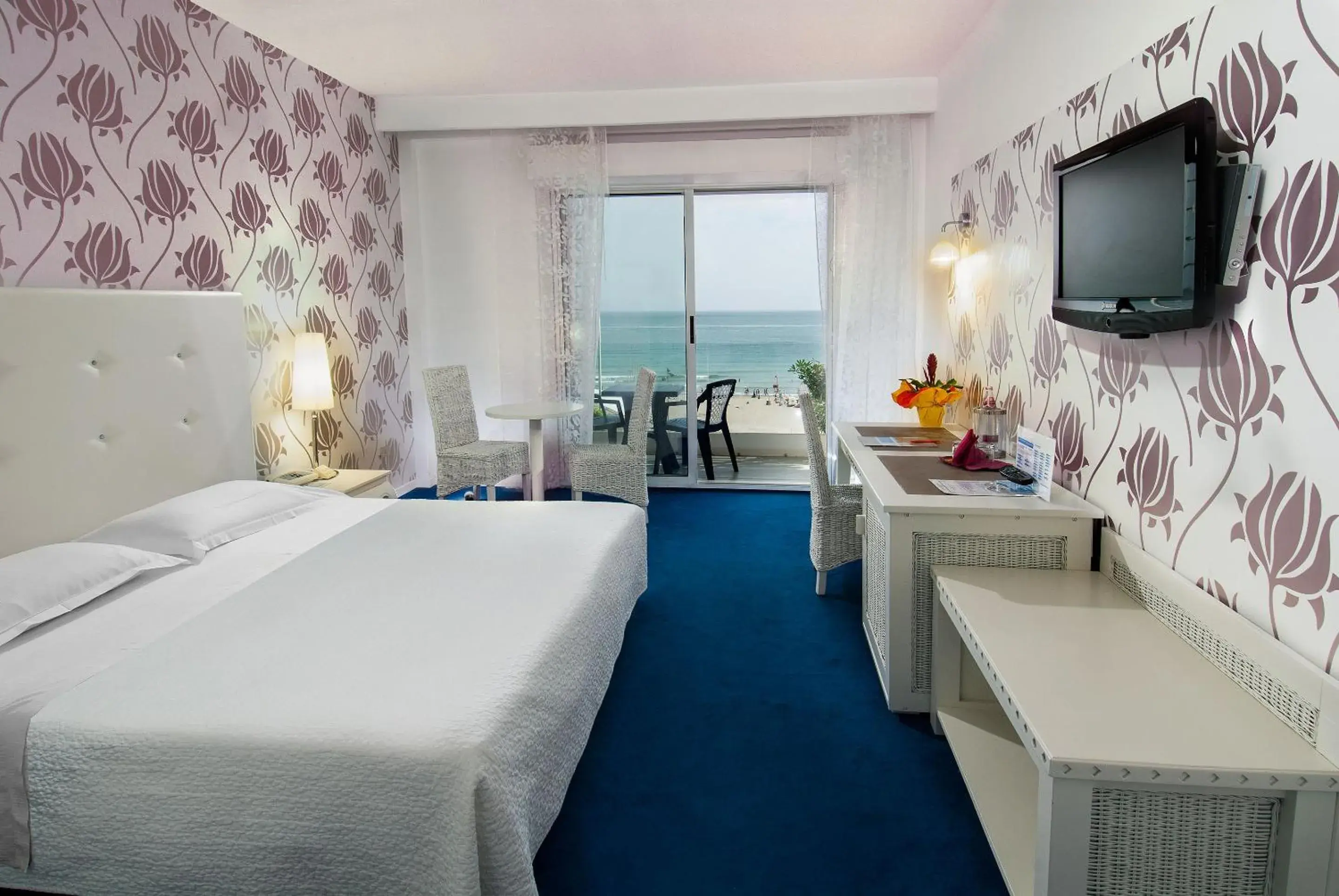 Double Room with Sea View (1 Adult) in Hotel Mediterraneo Double Room with Sea View (1 Adult) in Hotel Mediterraneo