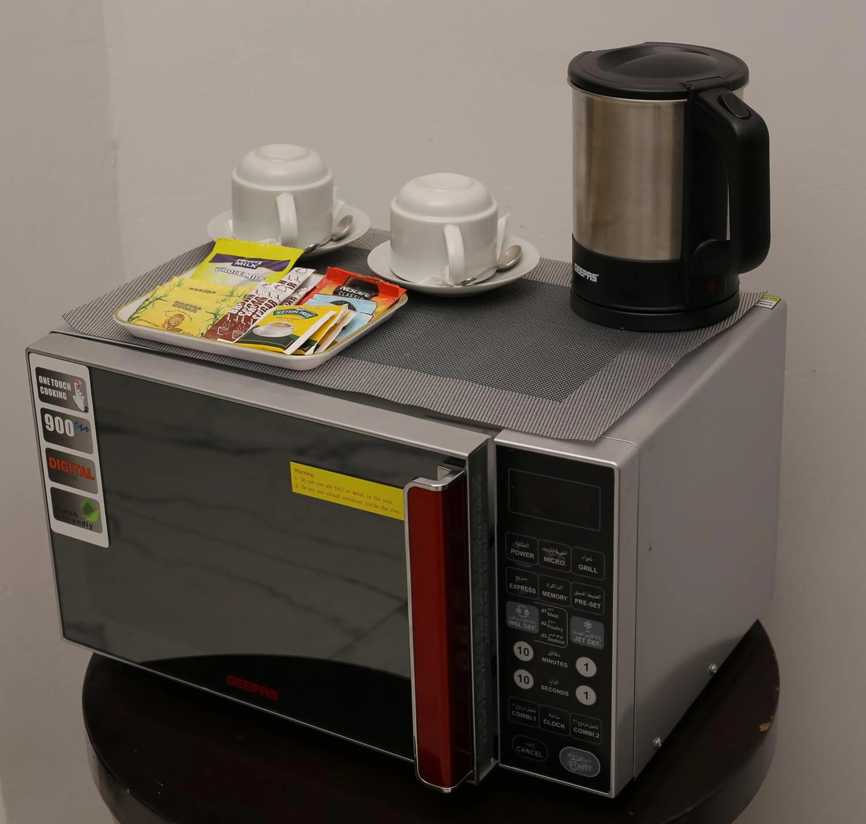 Coffee/tea facilities in The Voice Hotel