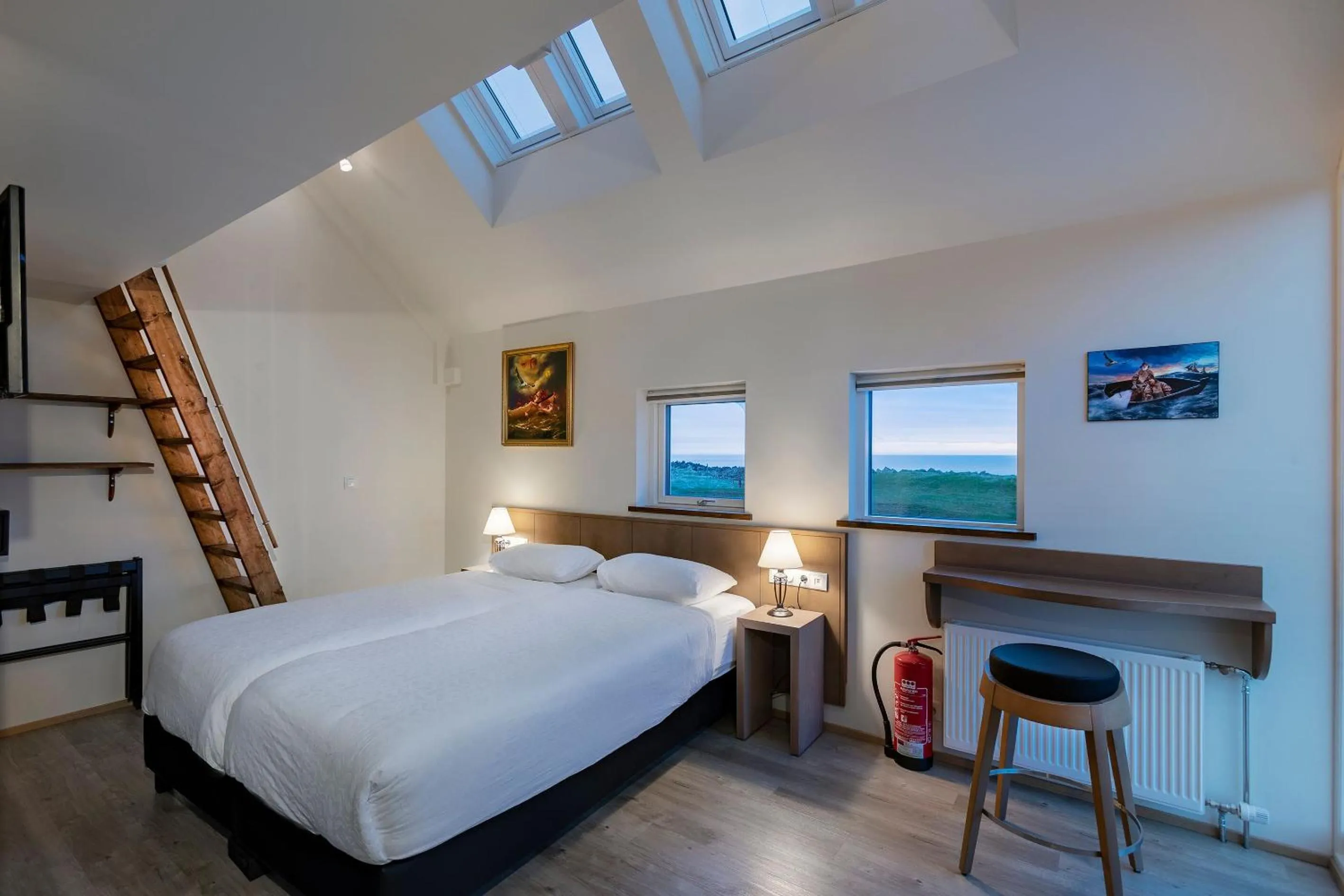 Sea view, Bed in Hlid Fisherman's Village