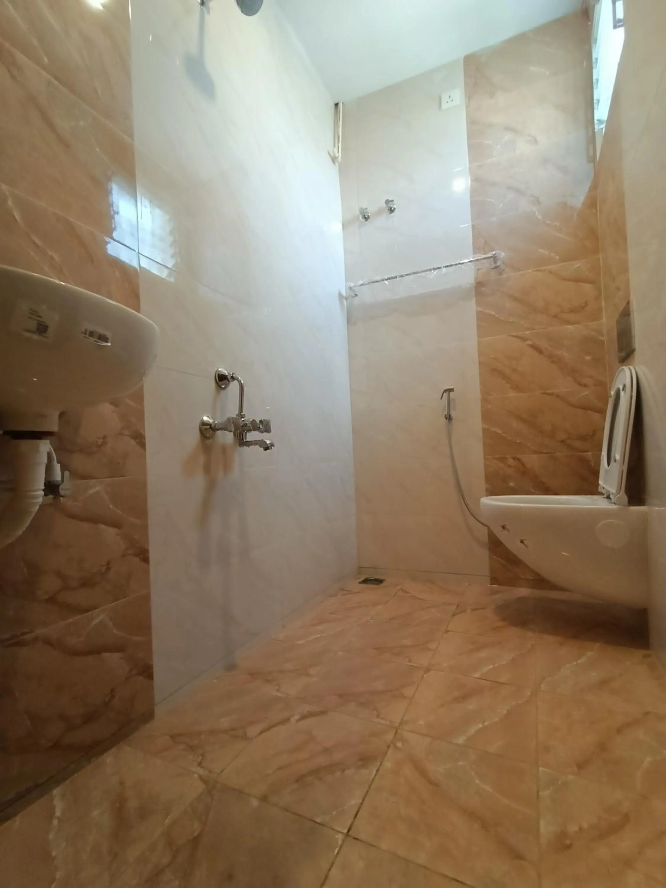 Srirathna Temple View Inn