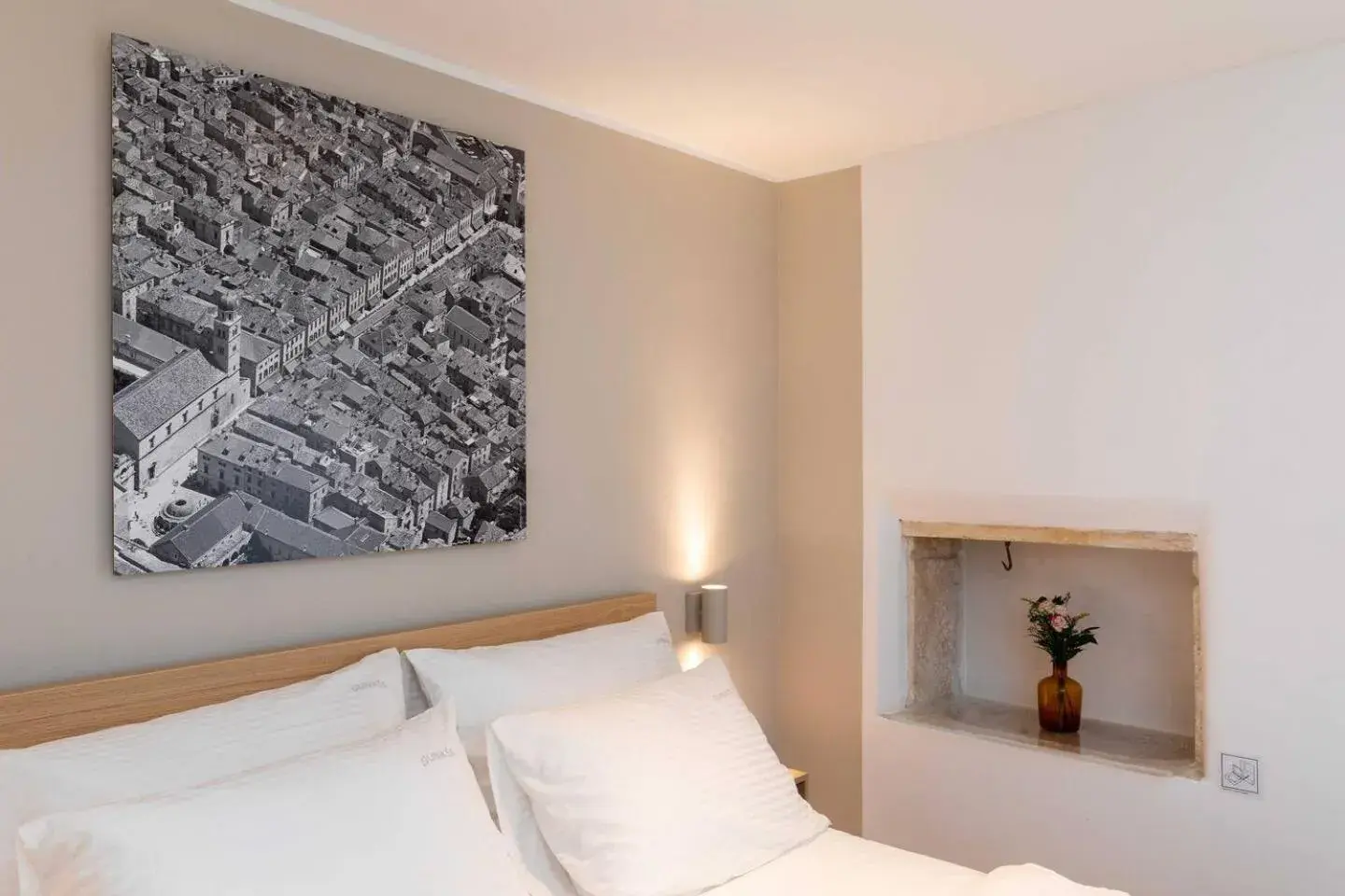 Studio Apartment with City View in Old Town Apartments u nikse Studio Apartment with City View in Old Town Apartments u nikse