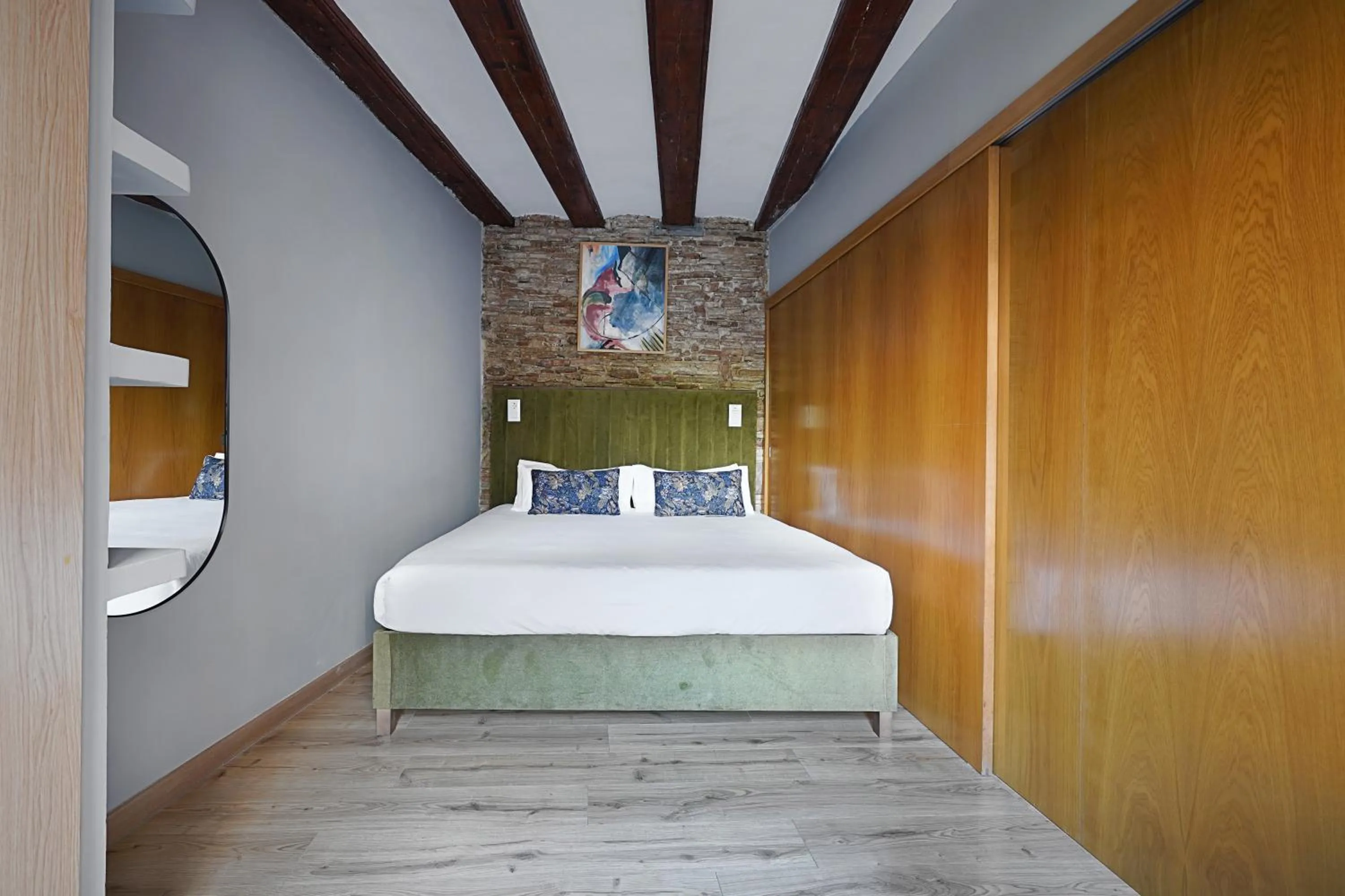 Bed in Numa Barcelona Lustre