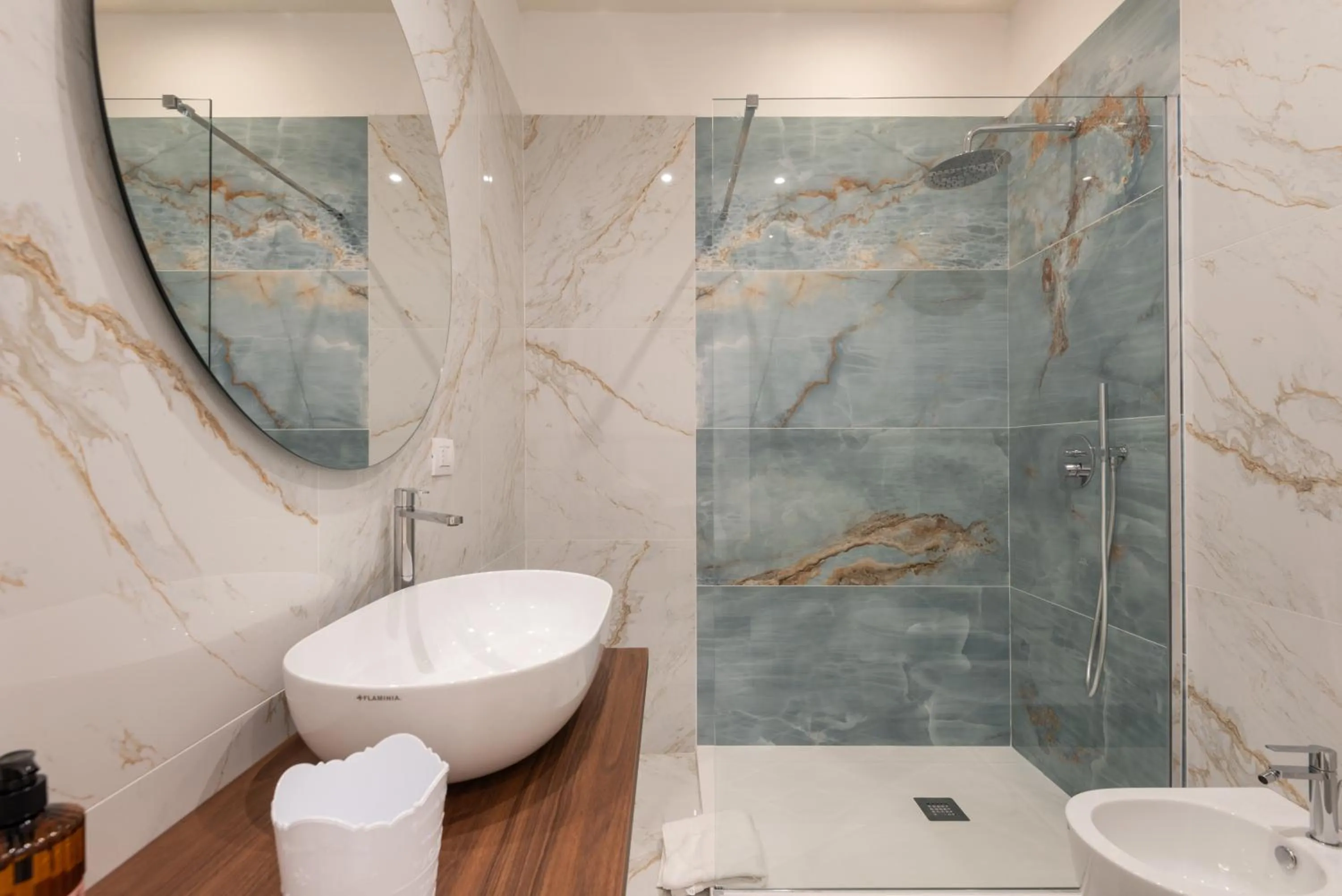 Bathroom in Quattro Perle