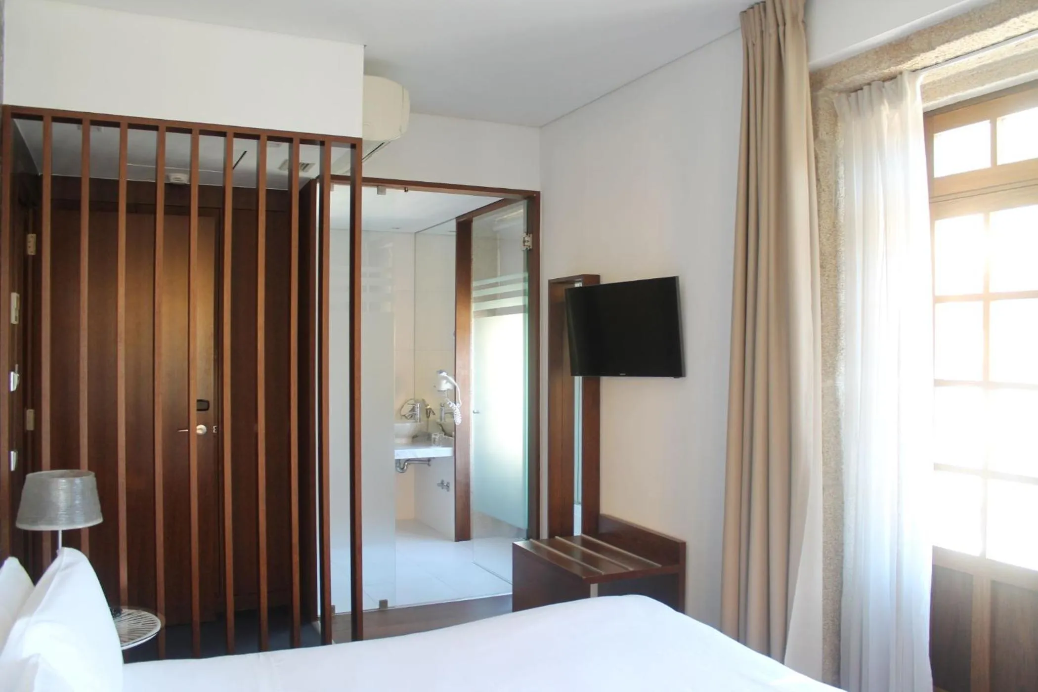 Bedroom, Bed in Oca Ribeira do Porto Hotel