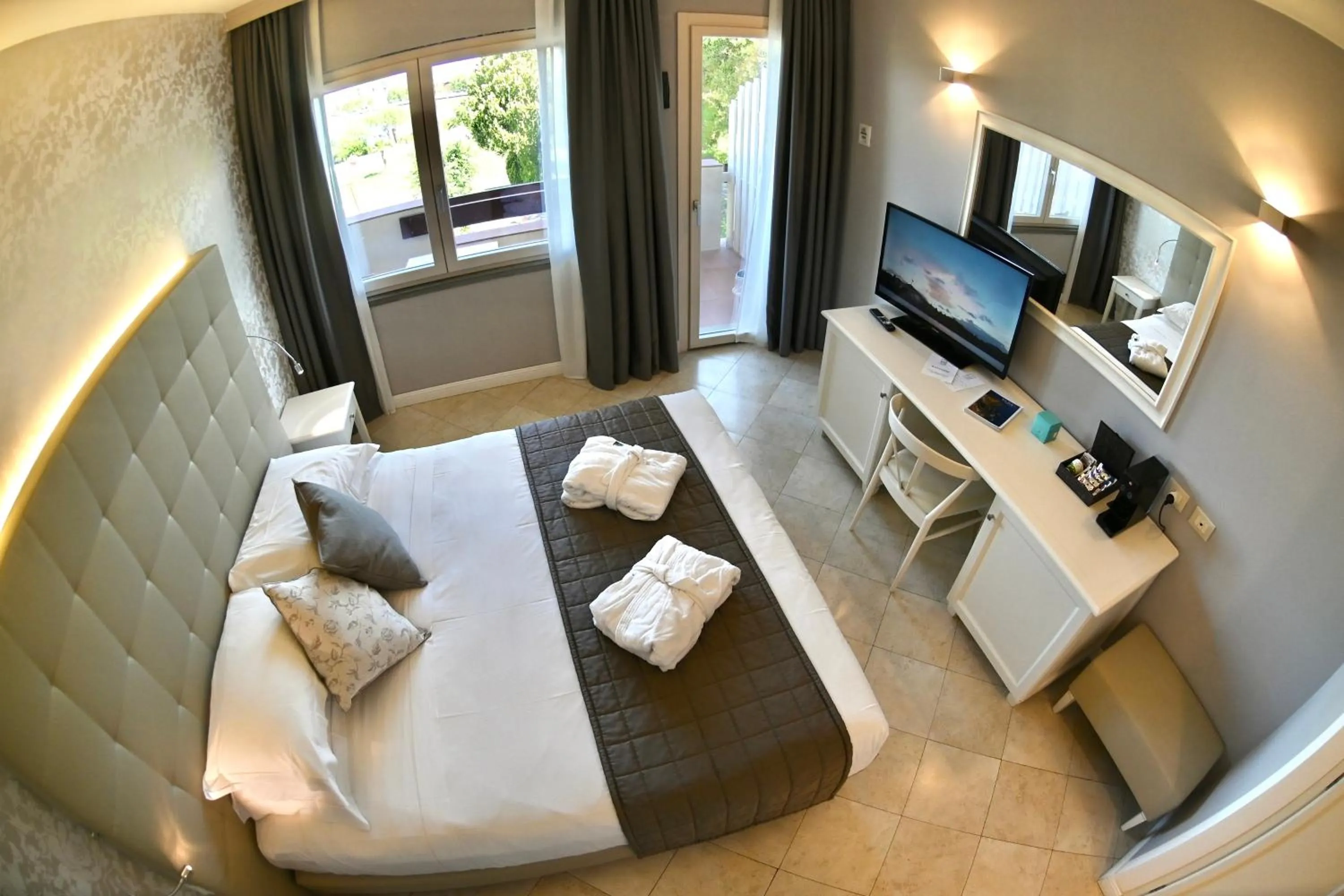 Bedroom in Hotel Airone isola d'Elba