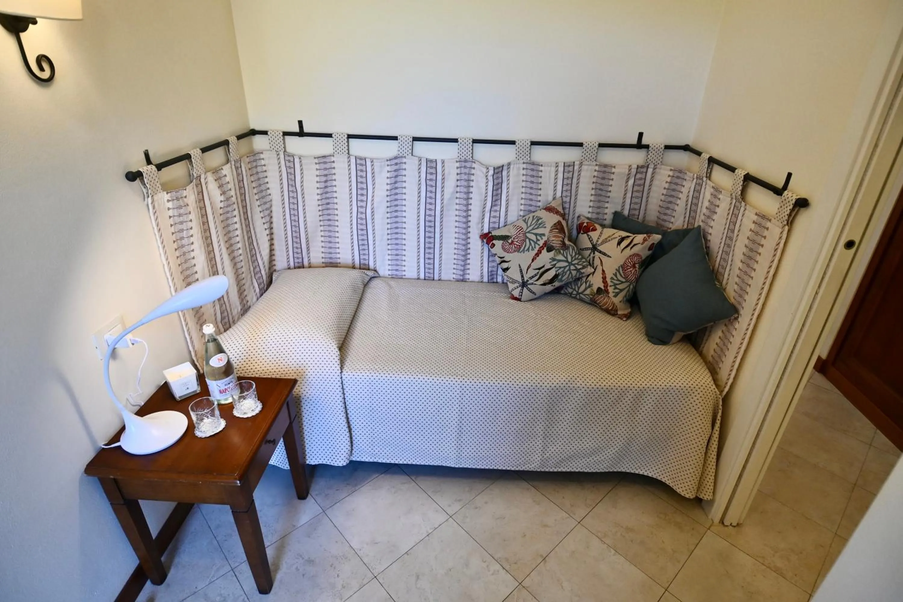 Bedroom, Bed in Hotel Airone isola d'Elba