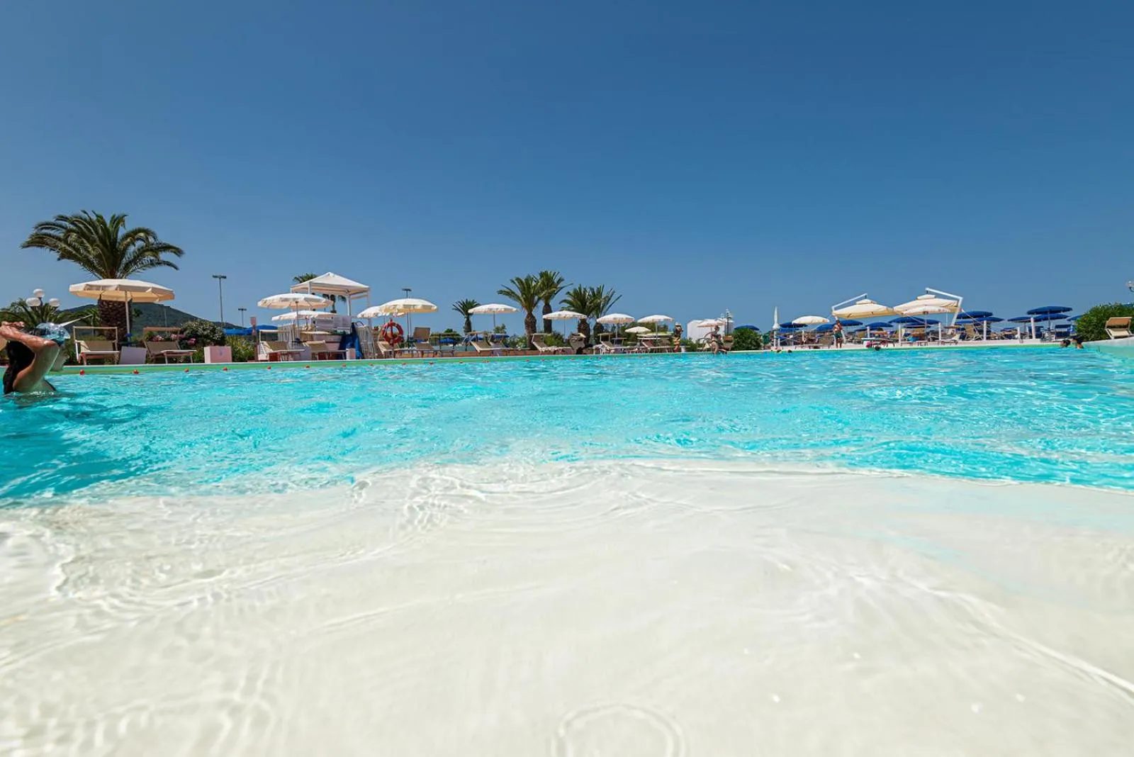 Swimming pool in Hotel Airone isola d'Elba