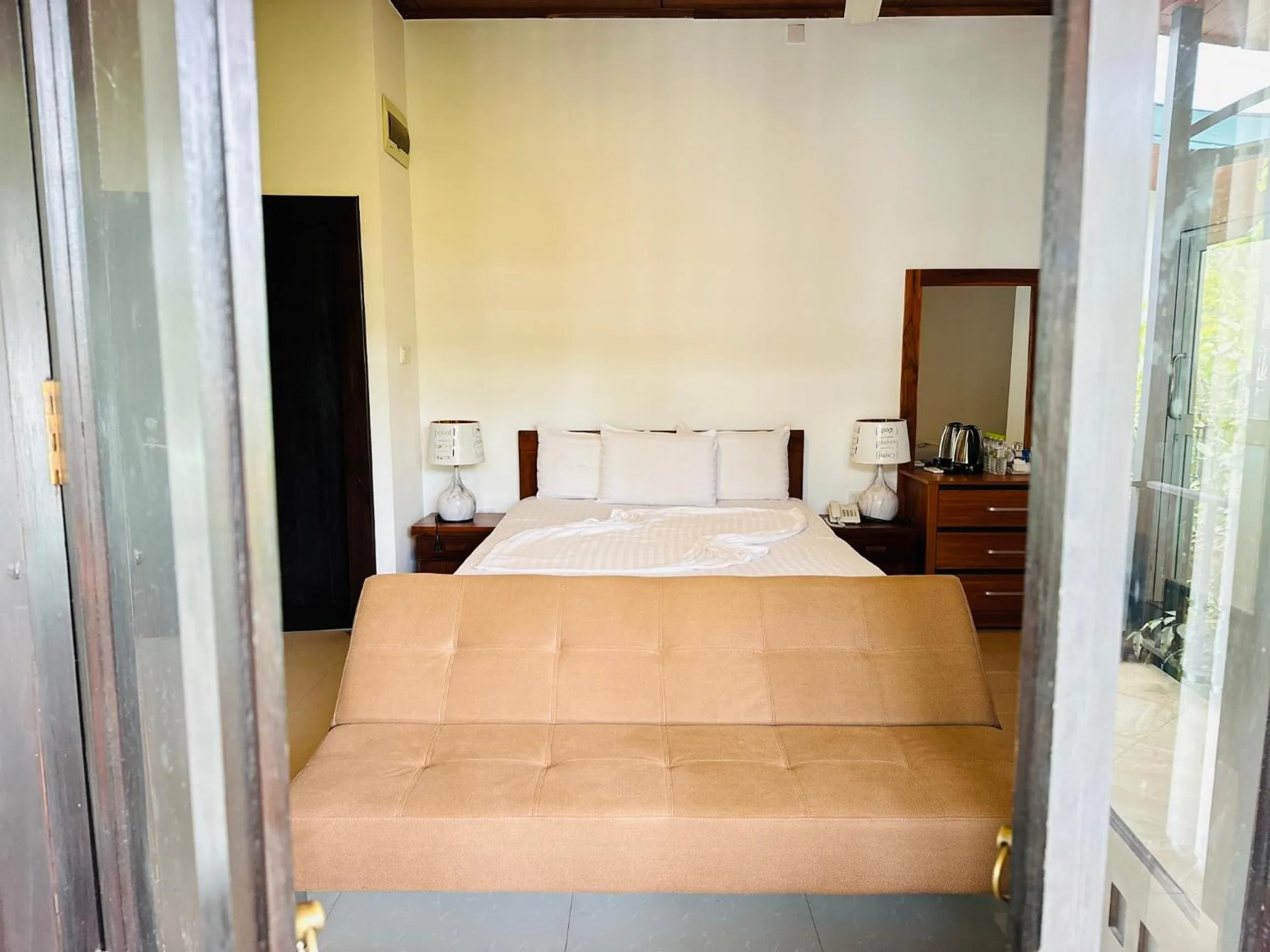 Bed in Gamodh Citadel Resort