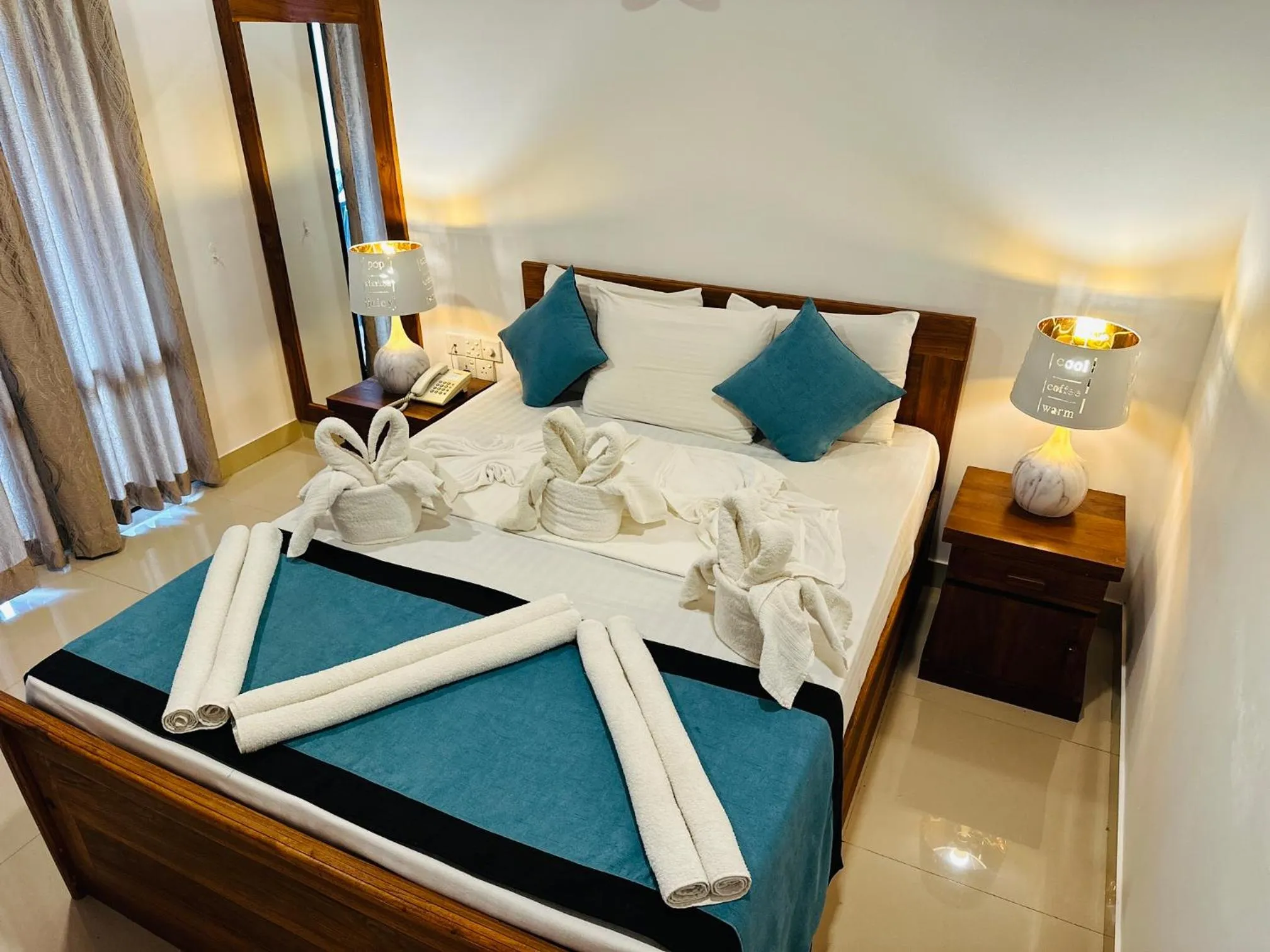 Bed in Gamodh Citadel Resort