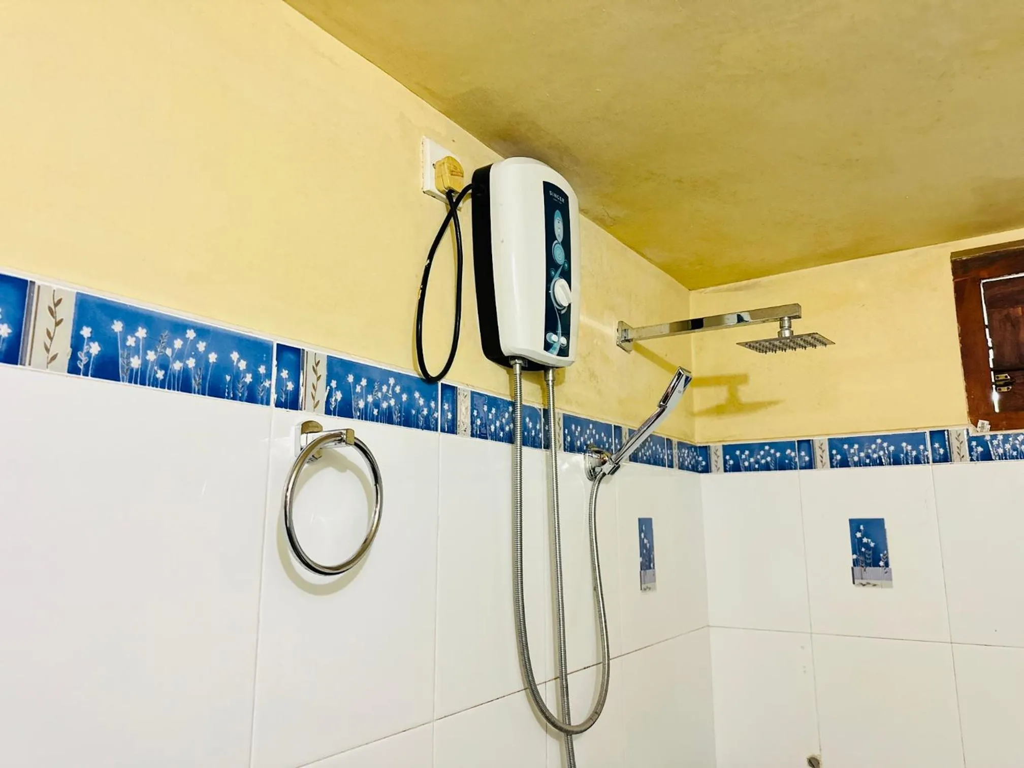 Bathroom in Gamodh Citadel Resort