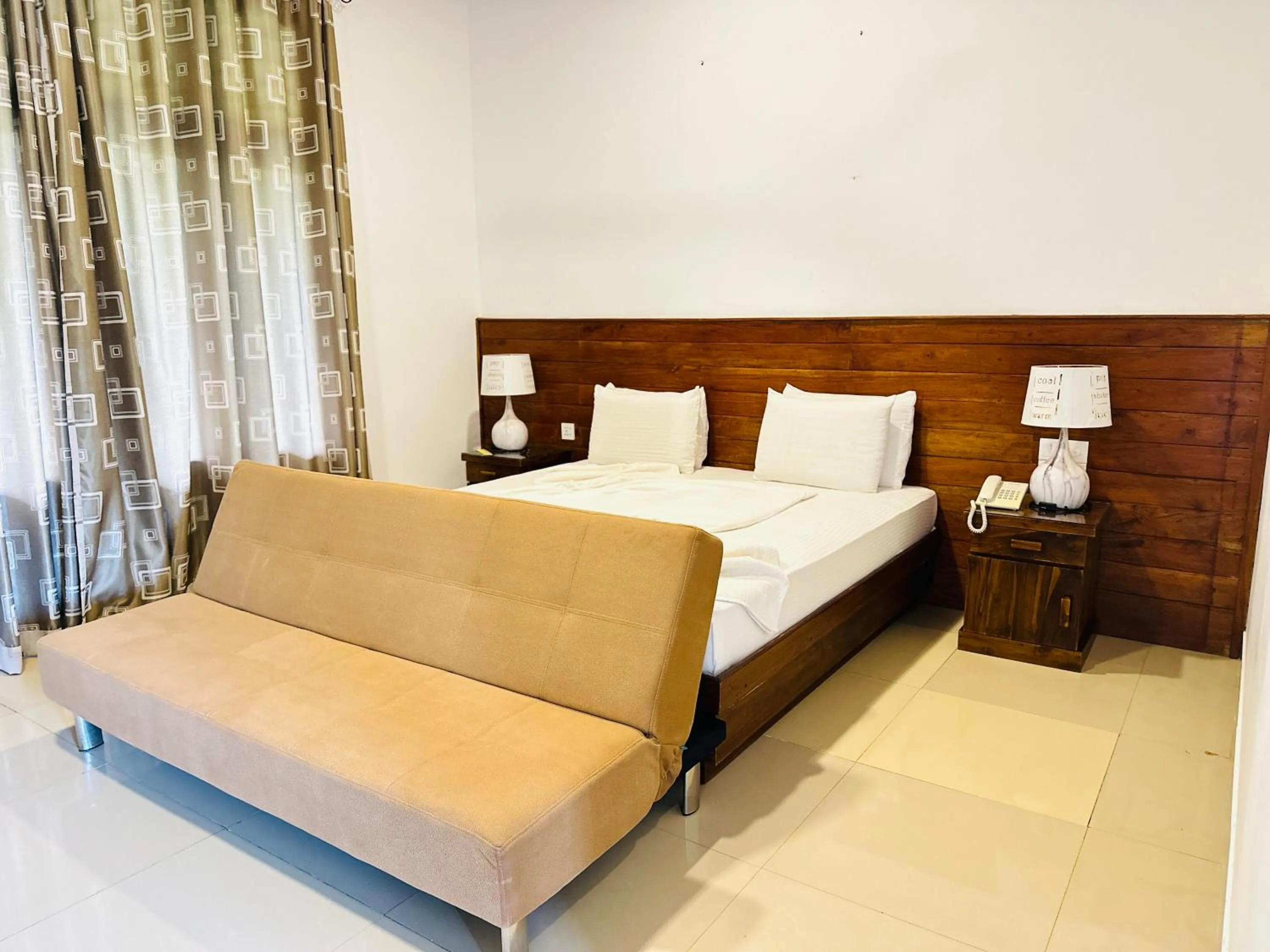 Bedroom, Bed in Gamodh Citadel Resort