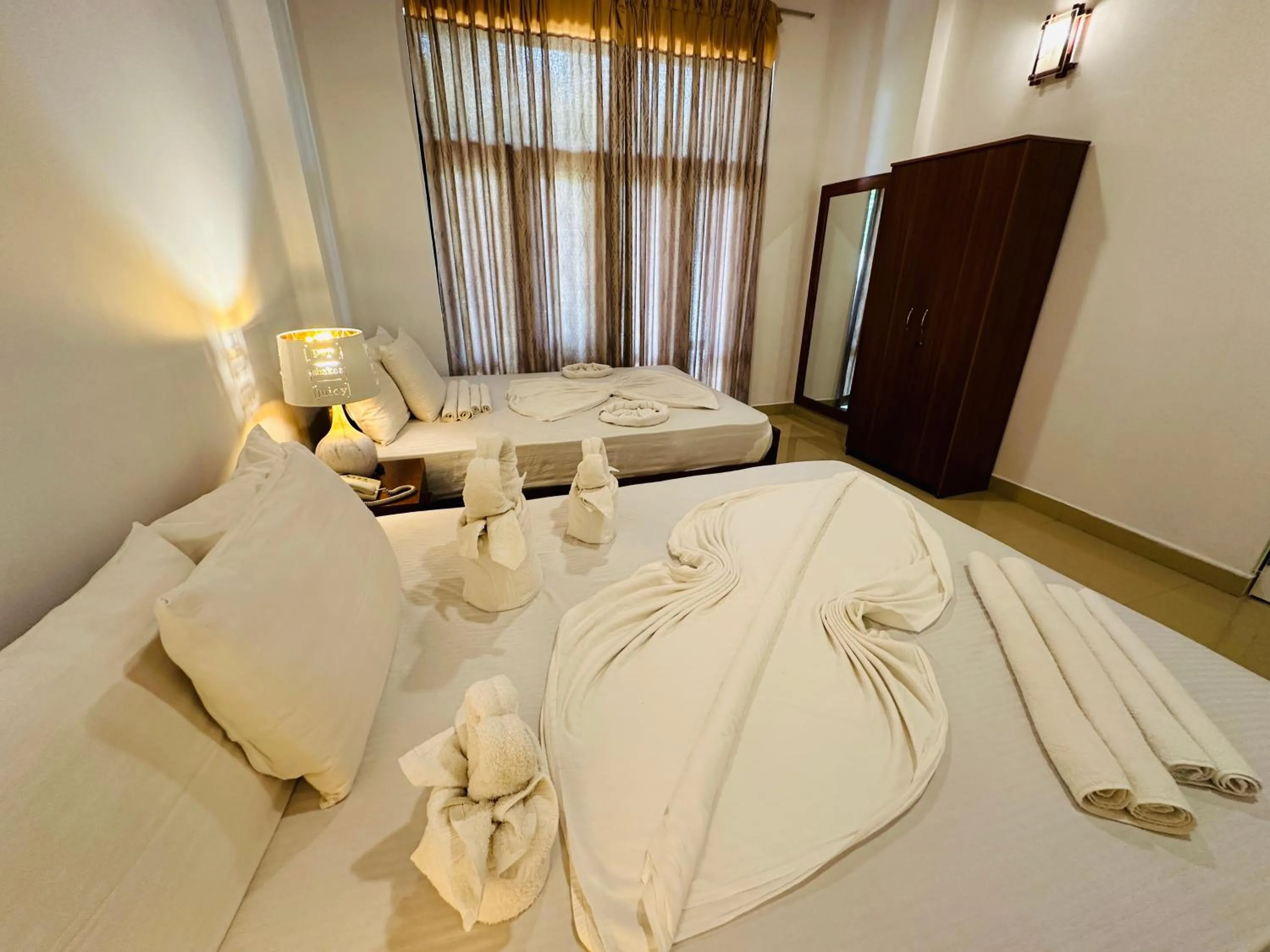 Bed in Gamodh Citadel Resort