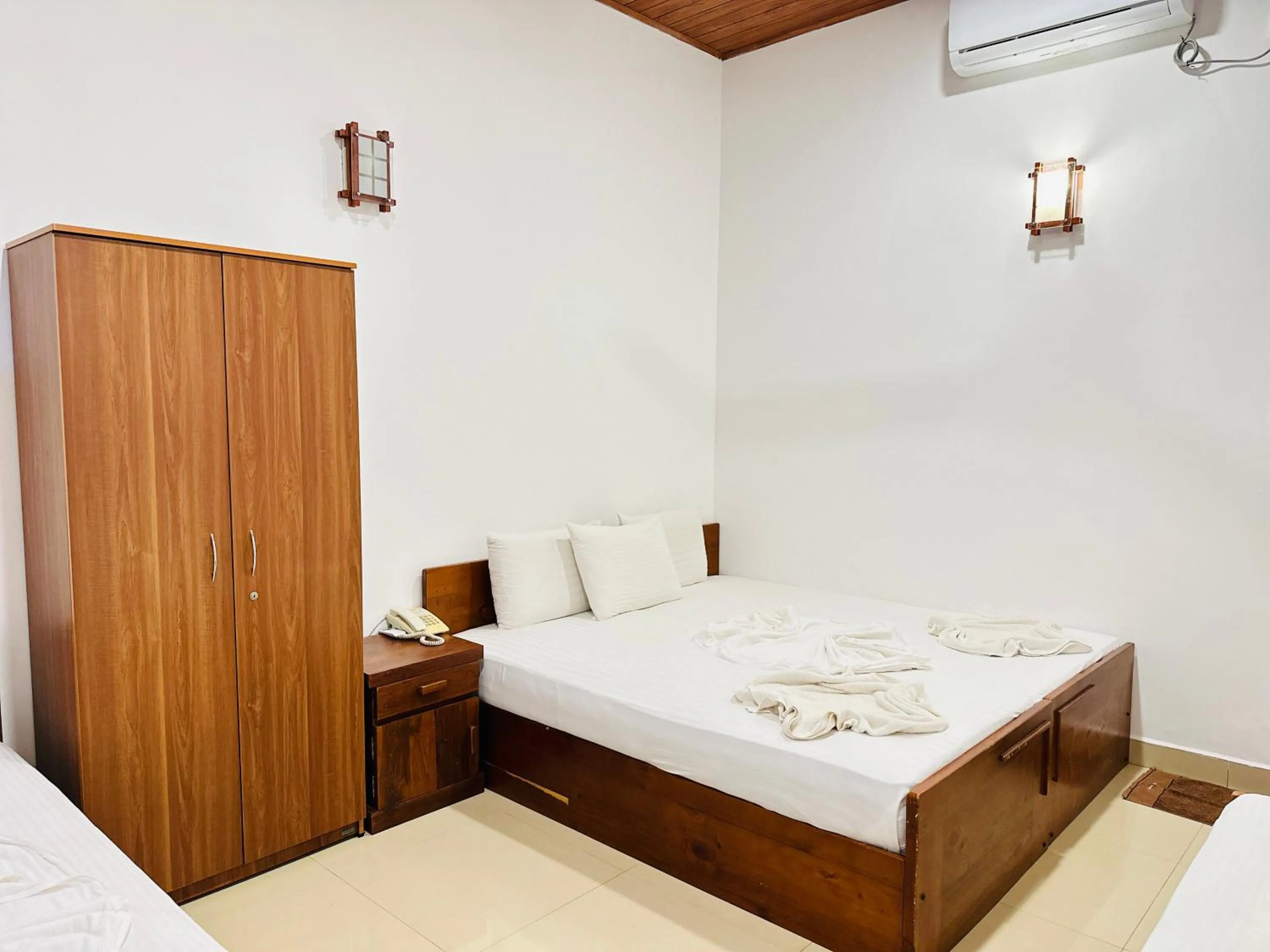 Bed in Gamodh Citadel Resort