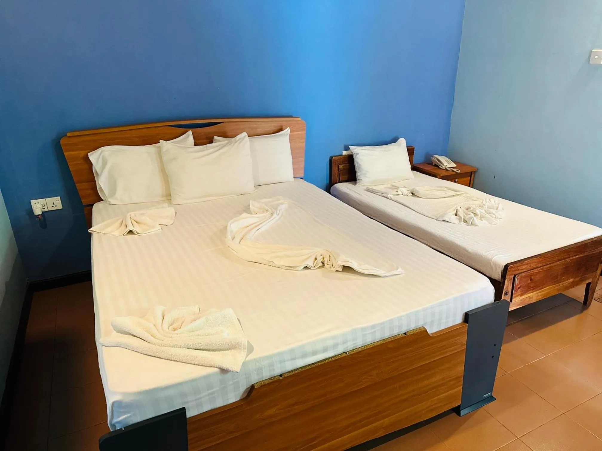 Bed in Gamodh Citadel Resort