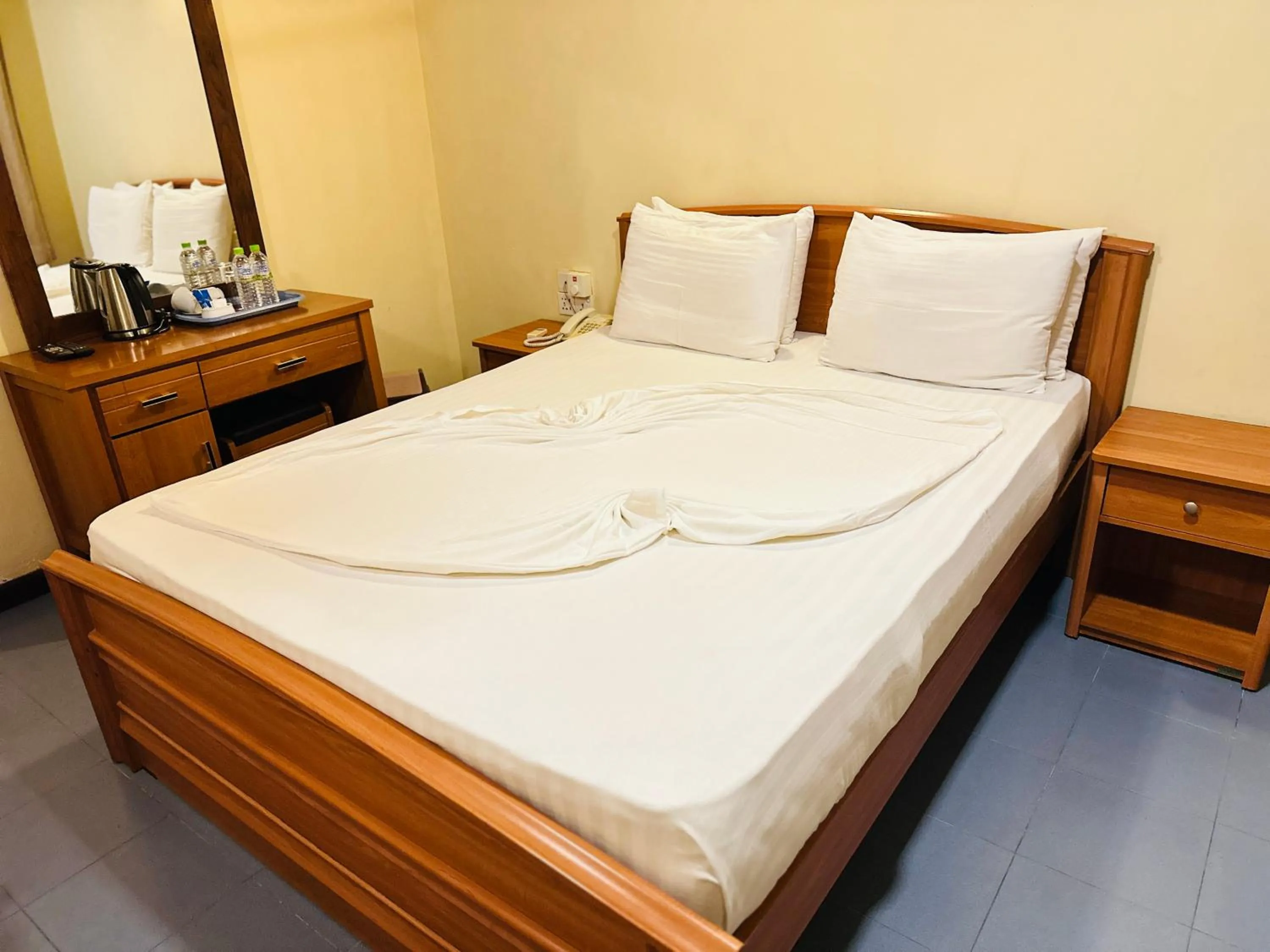 Bedroom, Bed in Gamodh Citadel Resort